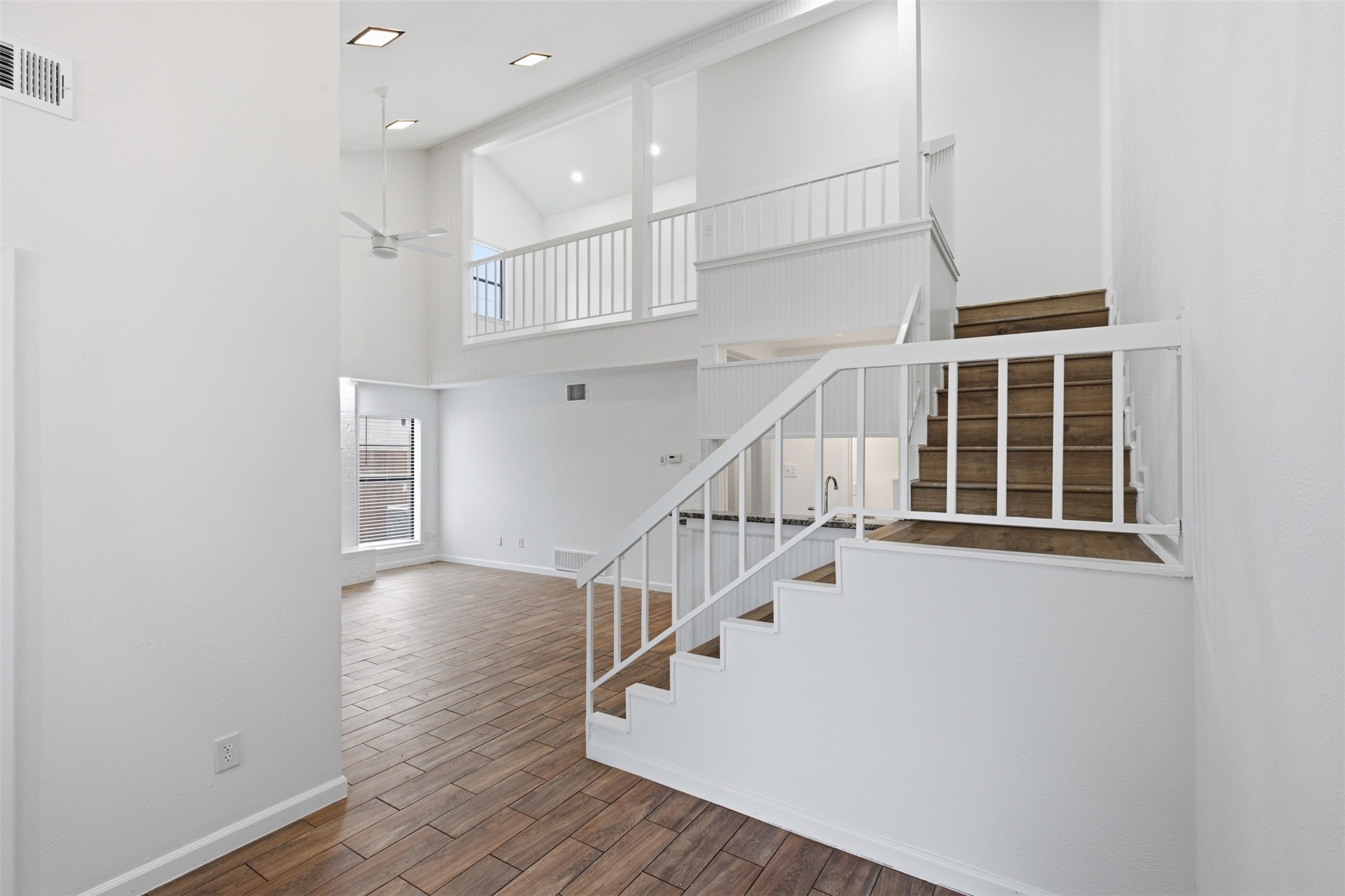 3636 Country Club Drive W