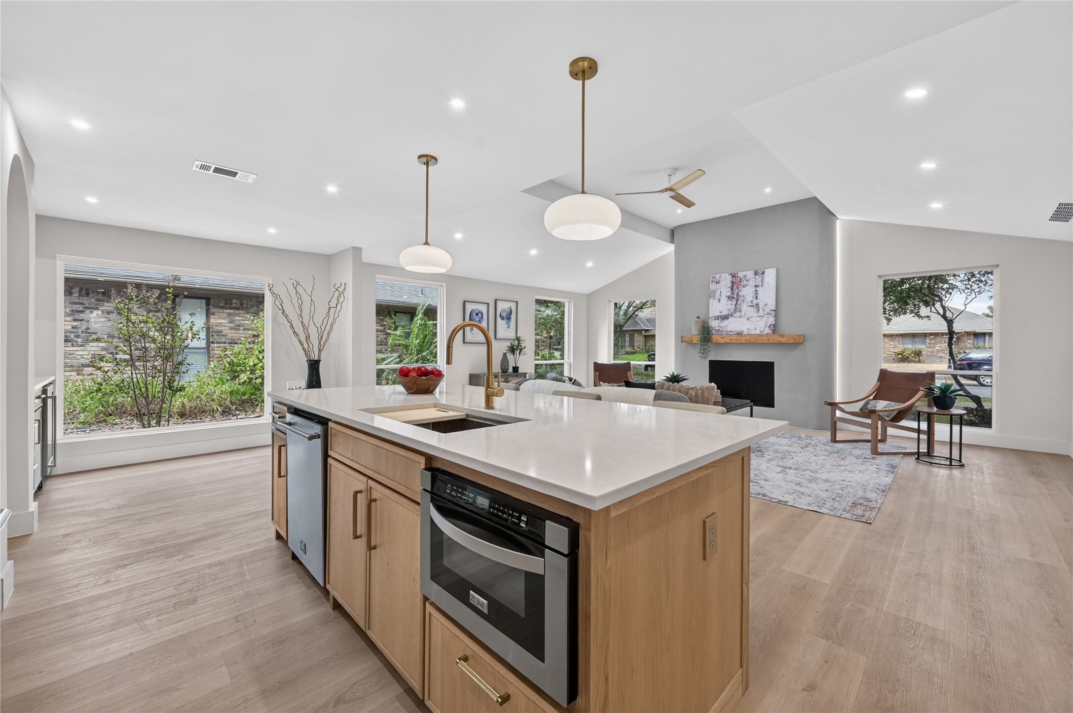 9754 Burleson Drive