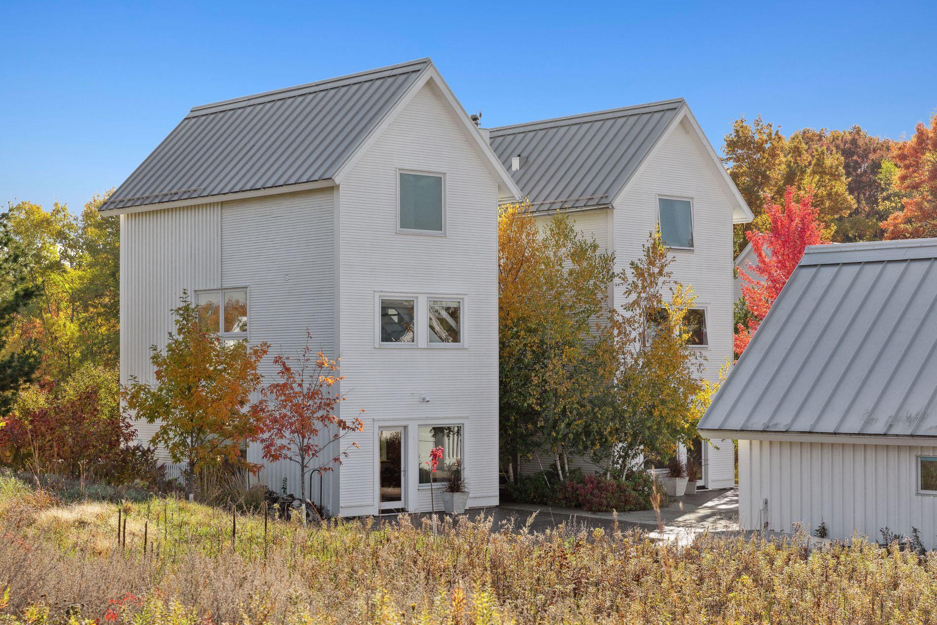 2221 Jackson Circle