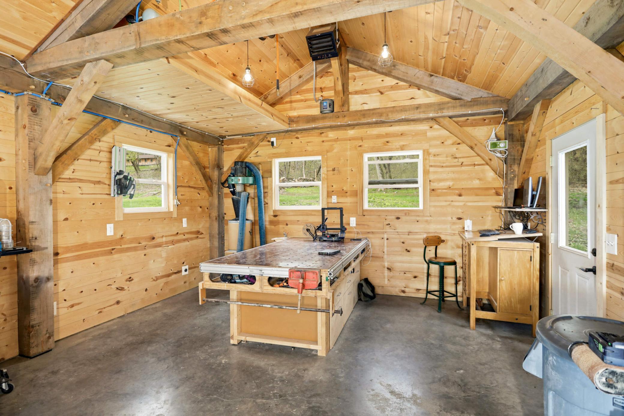 300 Nason Hill Road N