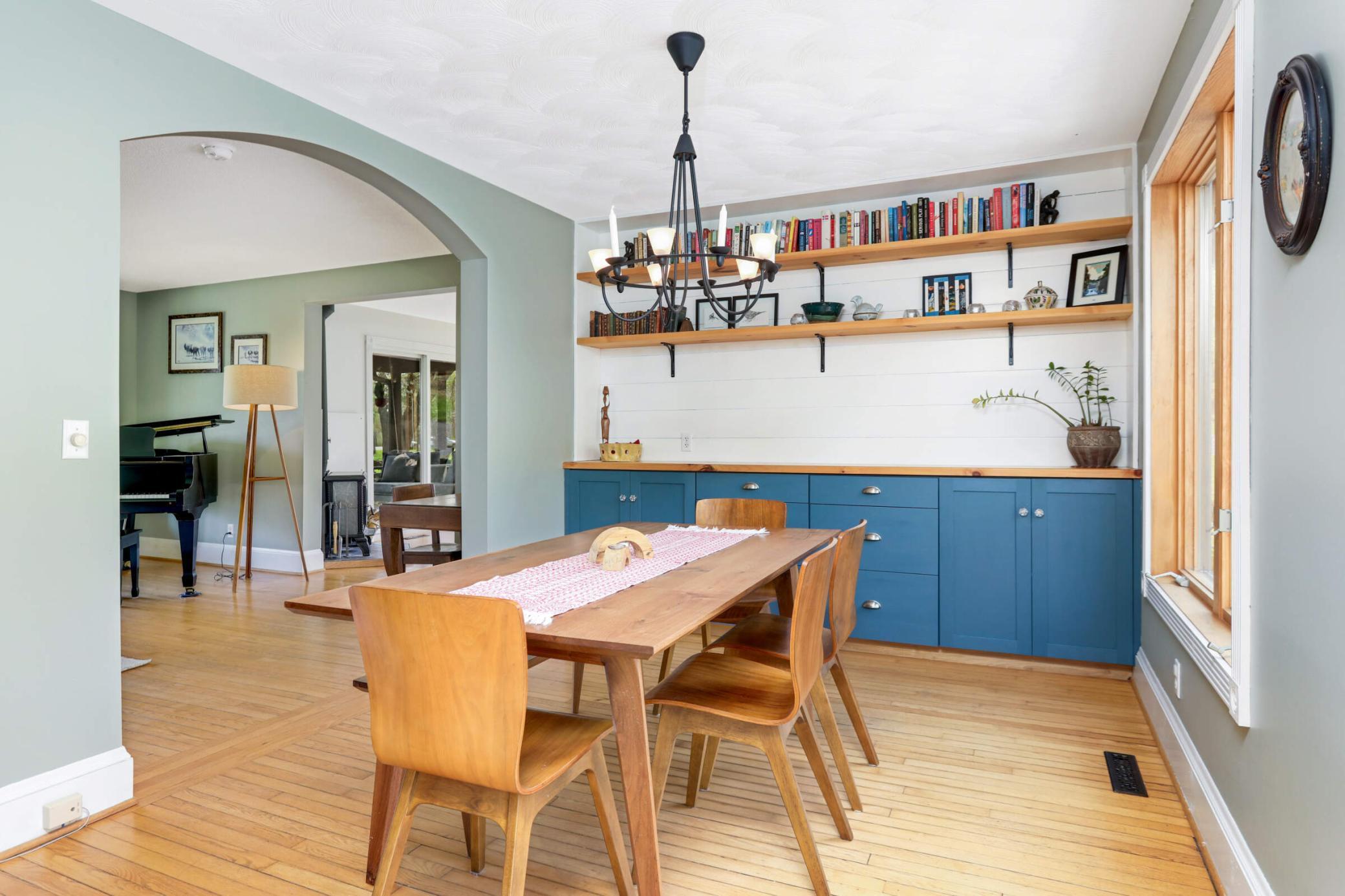 300 Nason Hill Road N