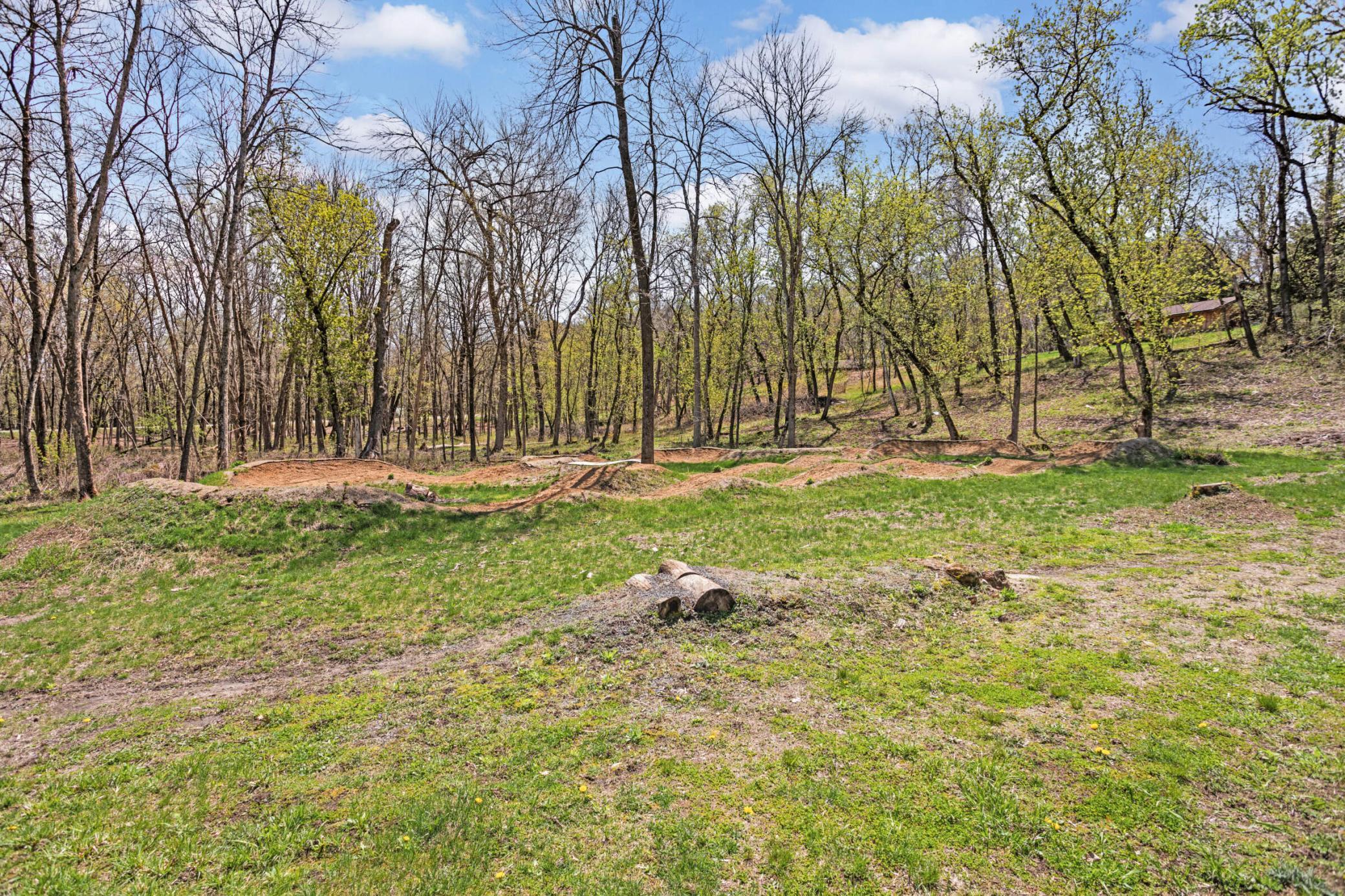 300 Nason Hill Road N