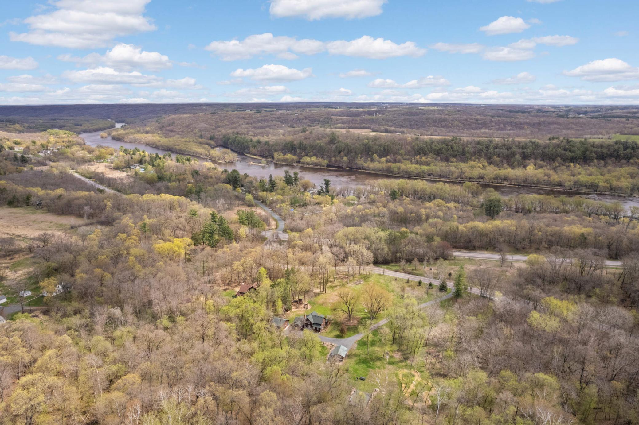 300 Nason Hill Road N