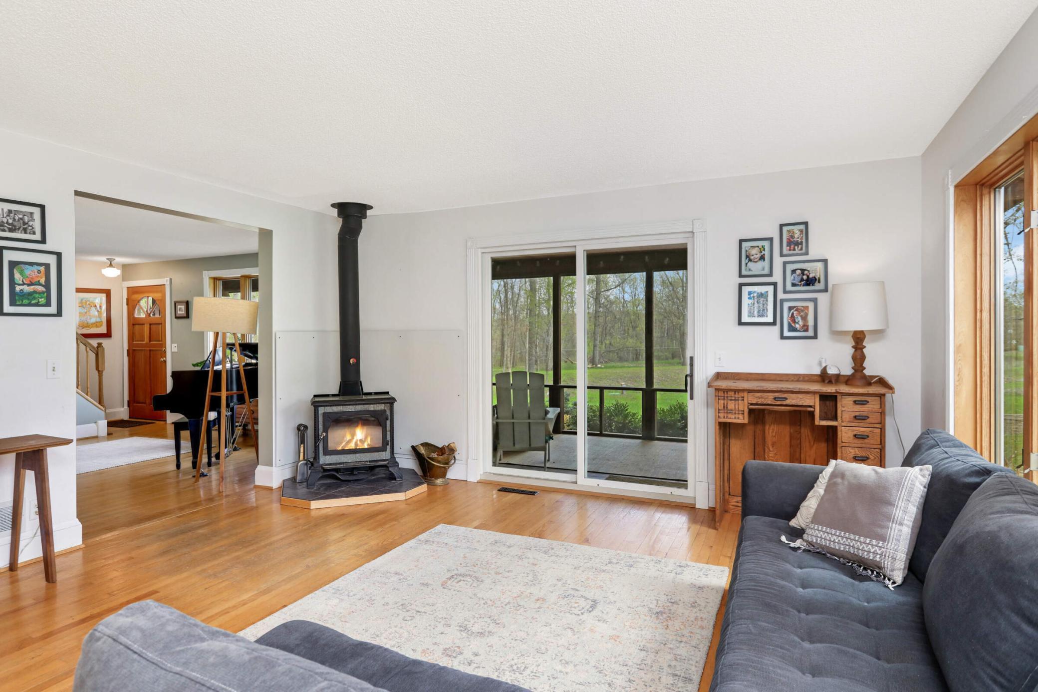 300 Nason Hill Road N