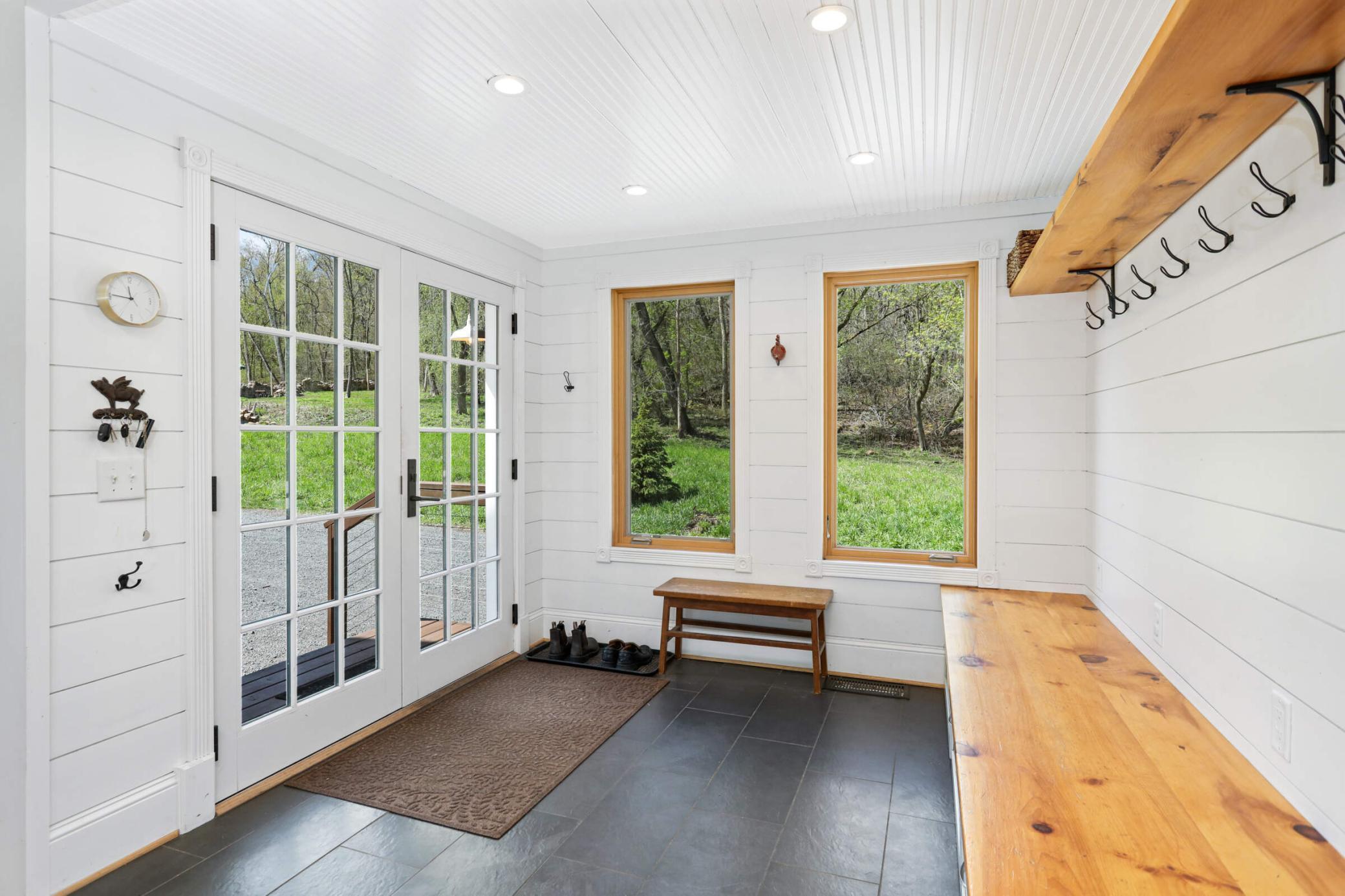 300 Nason Hill Road N