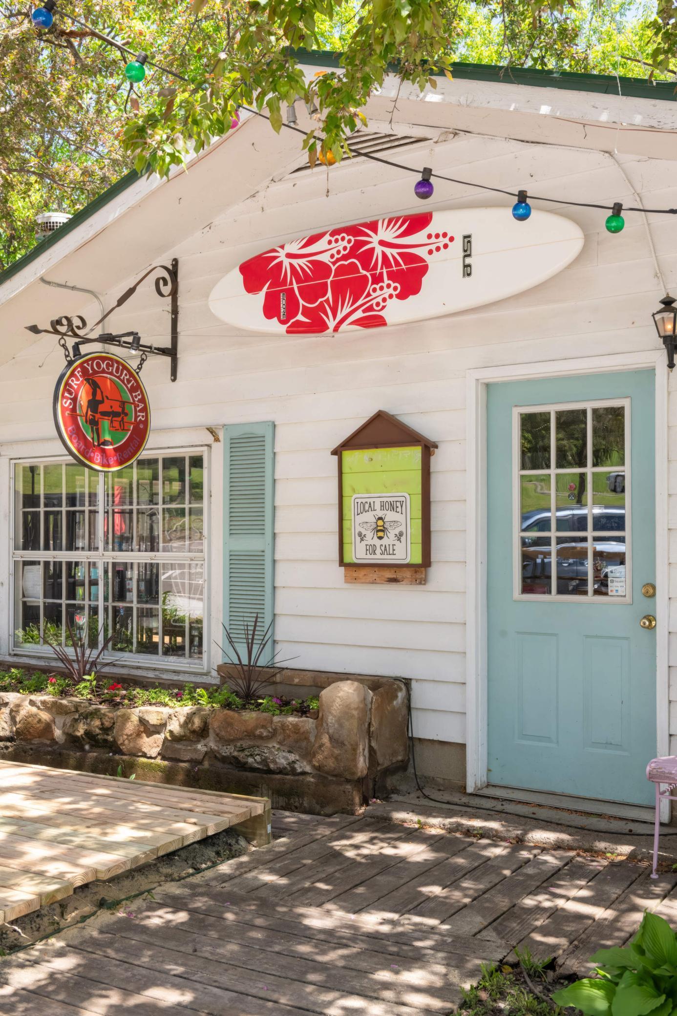 300 Nason Hill Road N