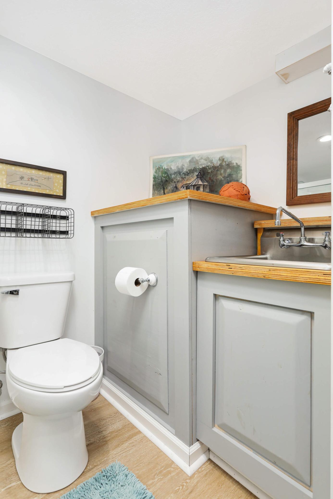 300 Nason Hill Road N