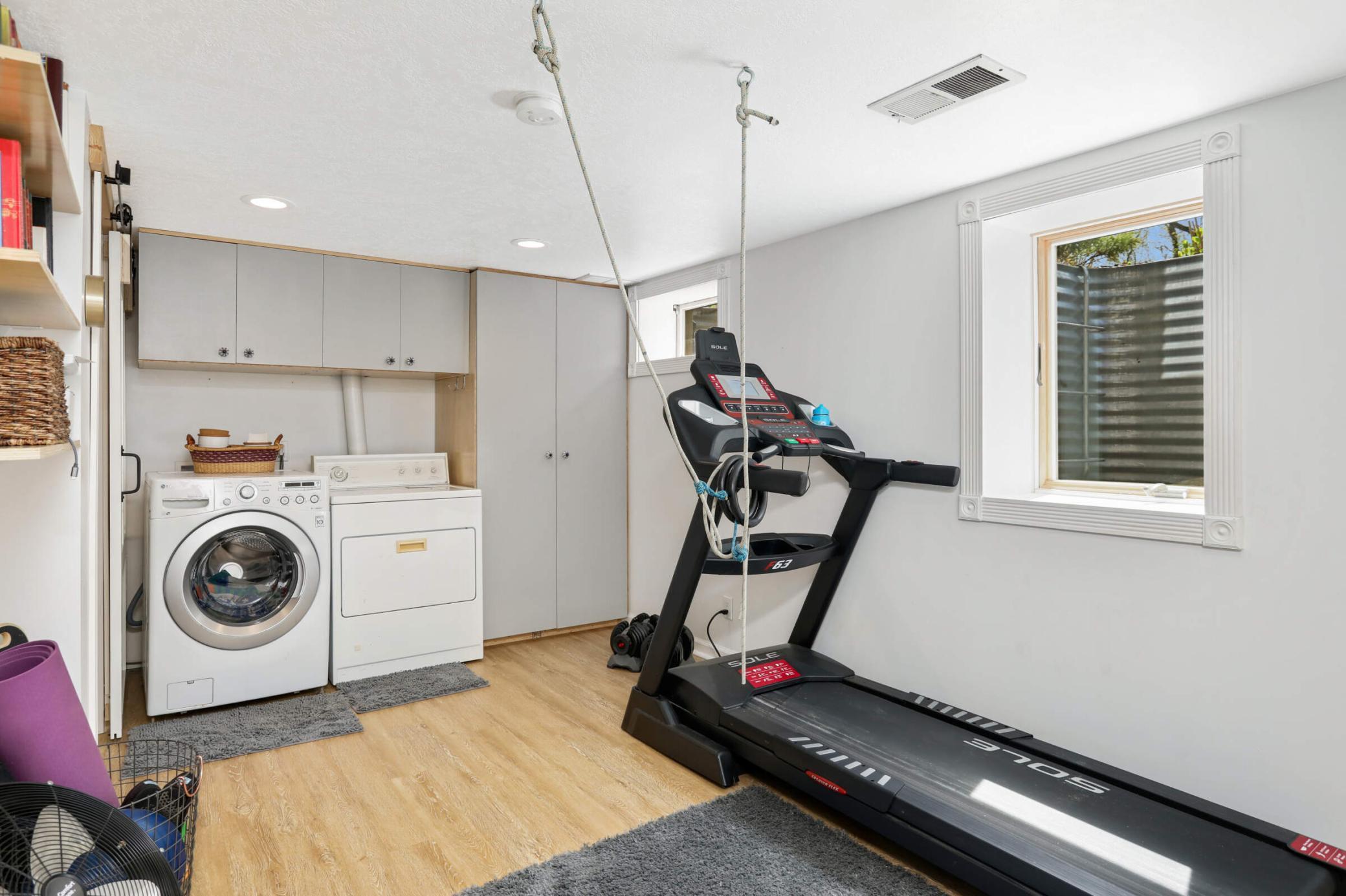 300 Nason Hill Road N