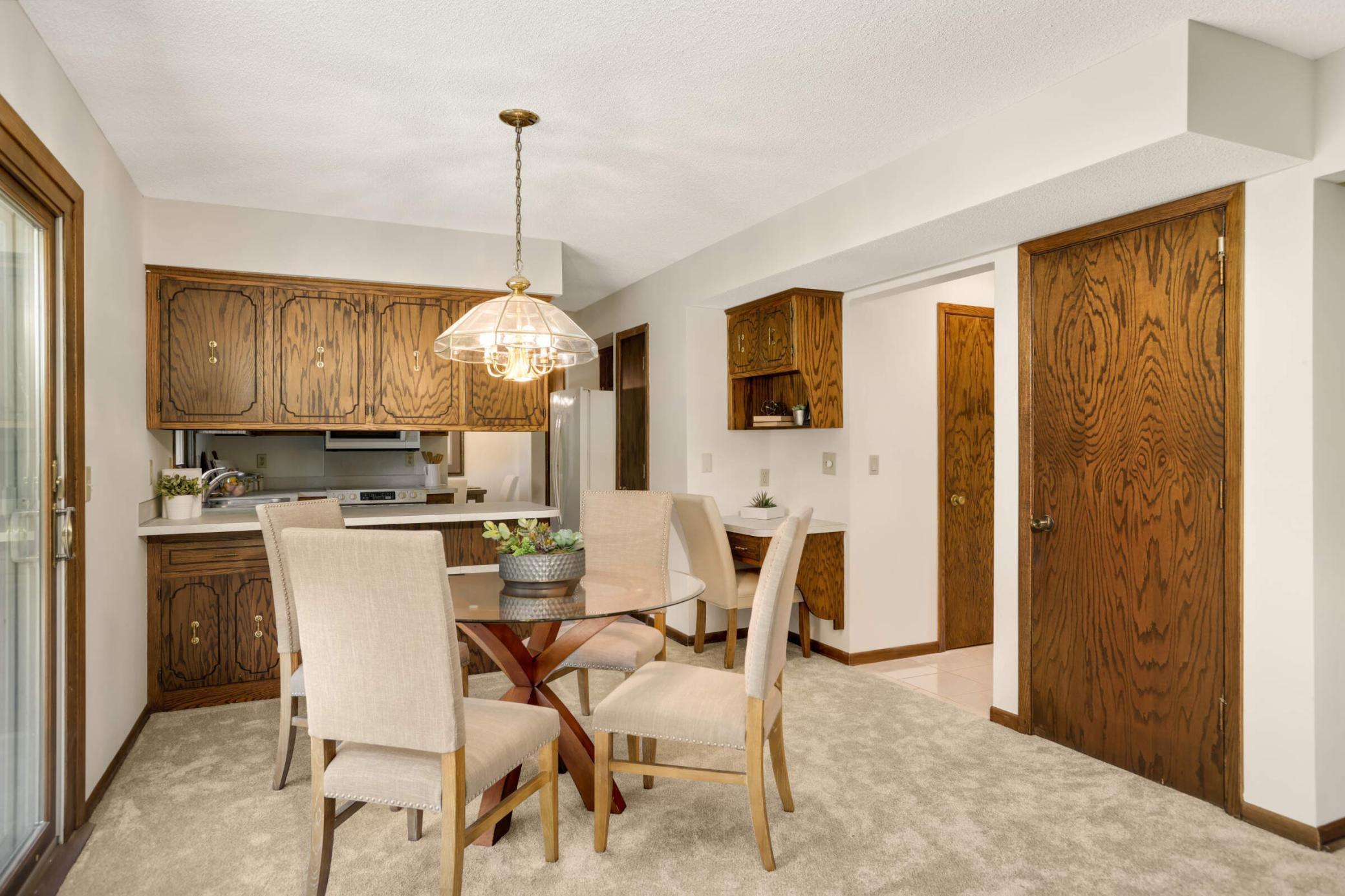 2405 Erin Court