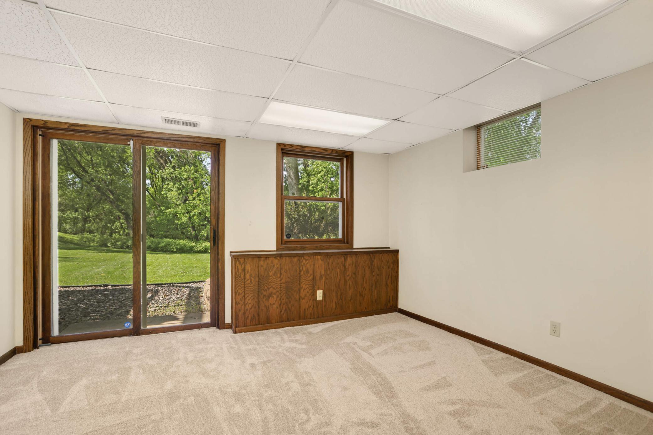 2405 Erin Court