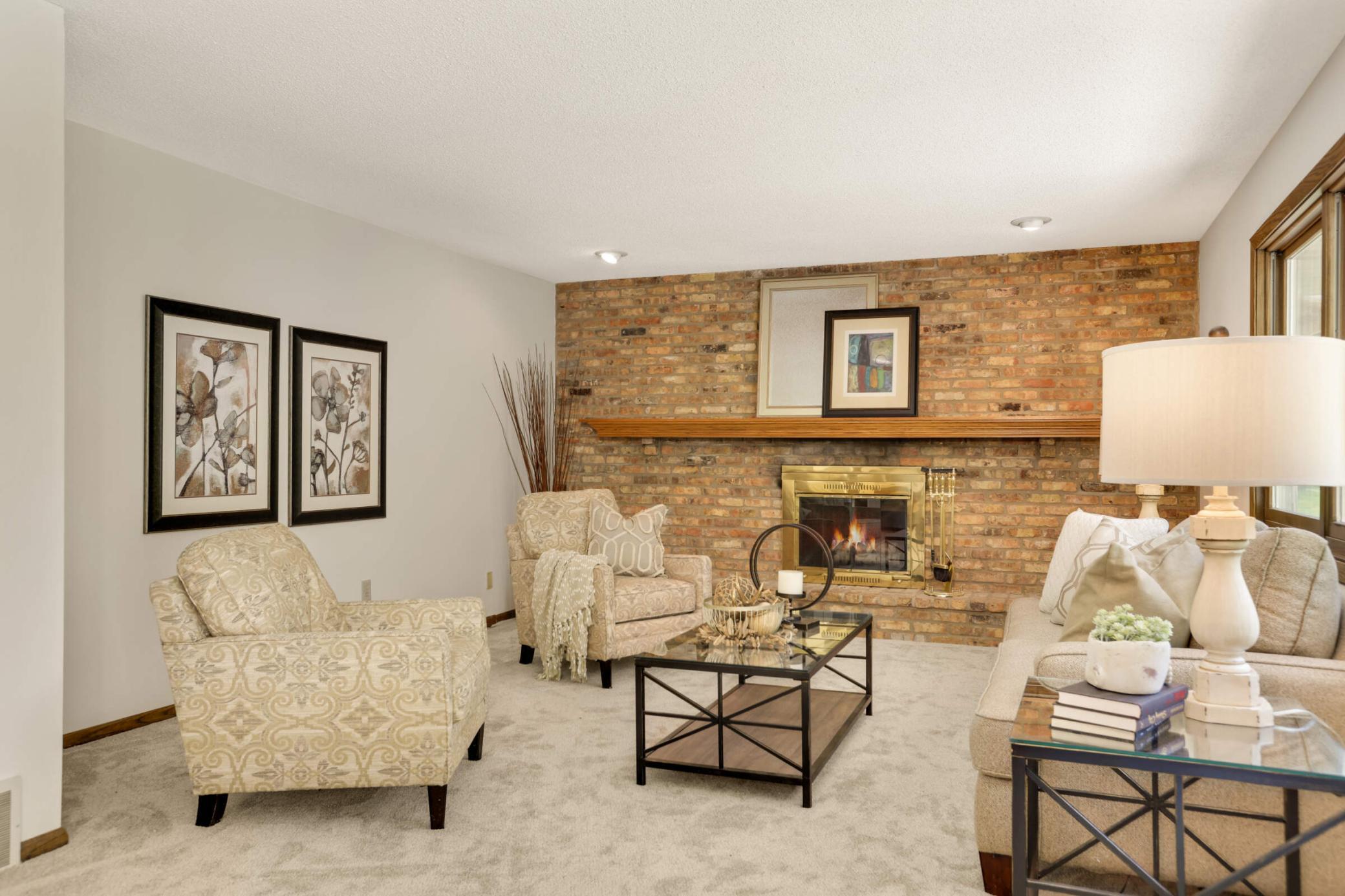2405 Erin Court