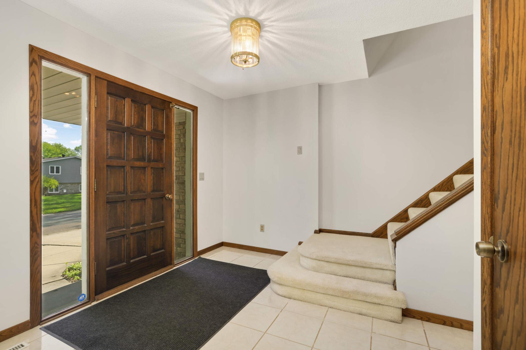 2405 Erin Court