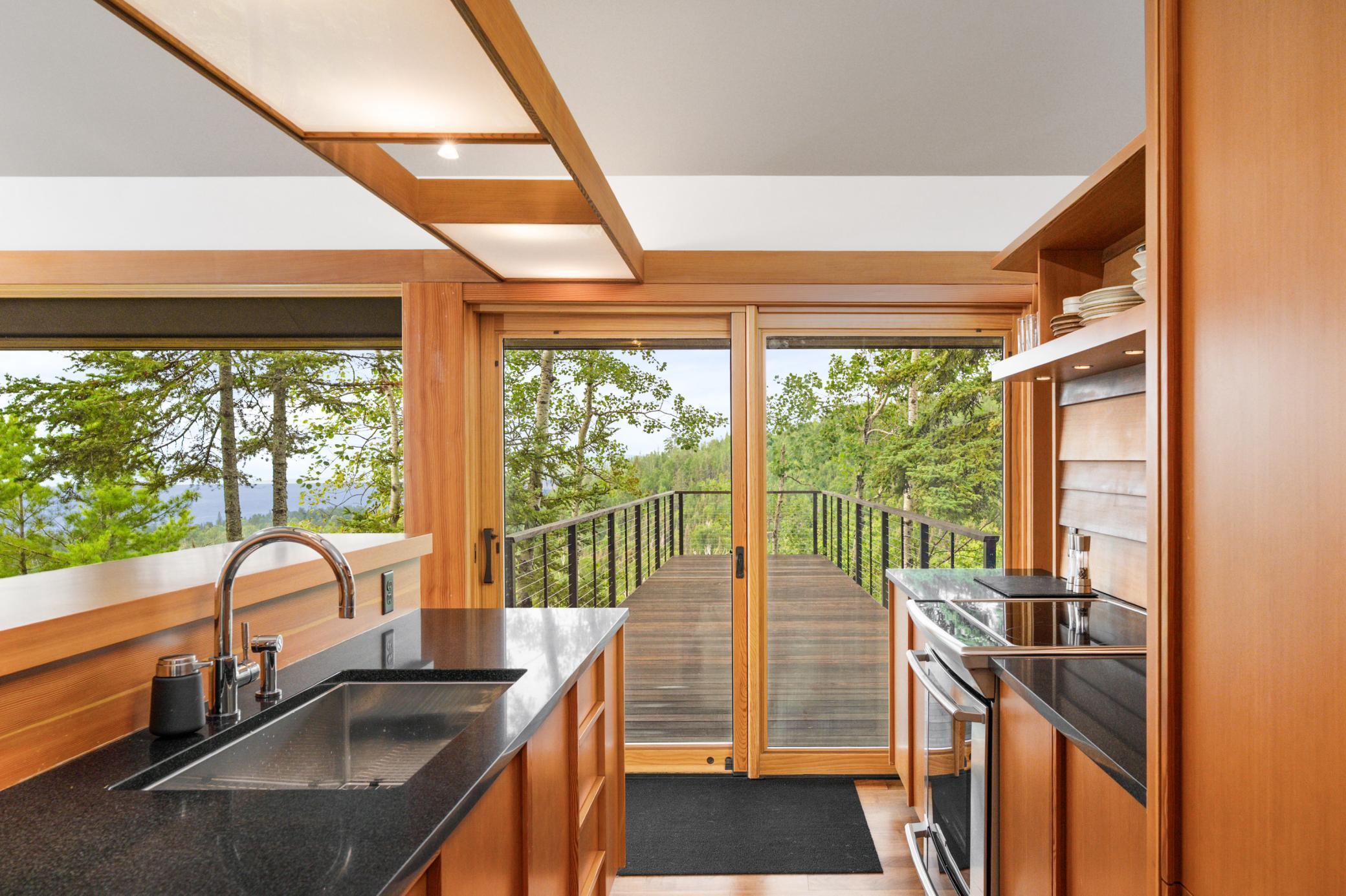 5725 Illgen Pines