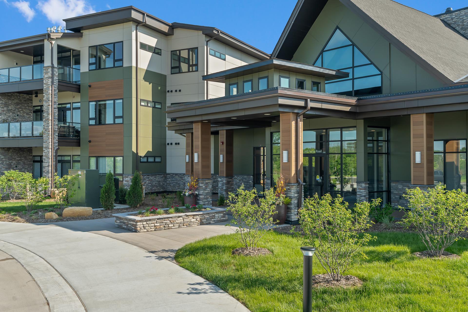 1 Hill Farm Road Unit: 105