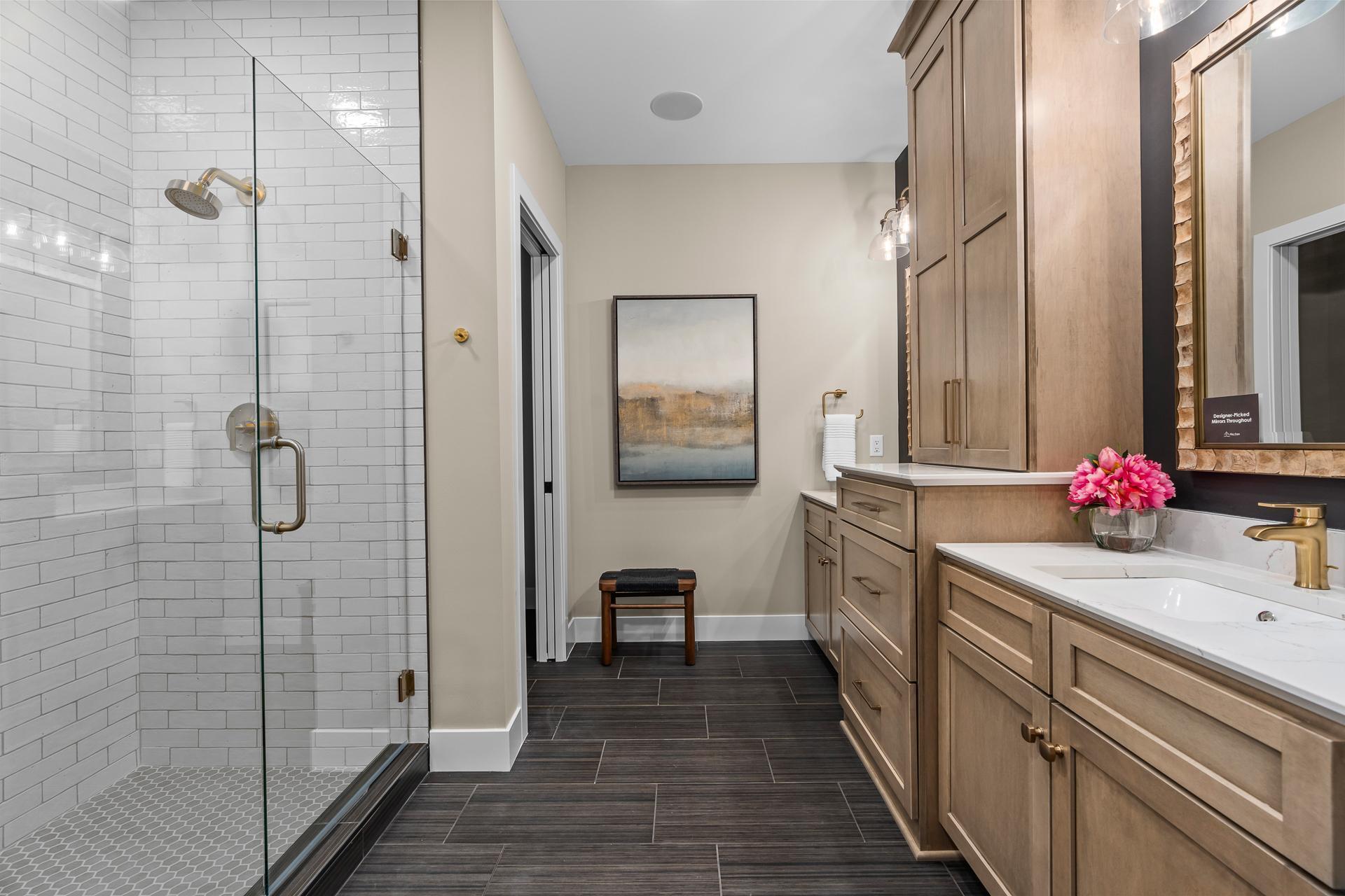 1 Hill Farm Road Unit: 105