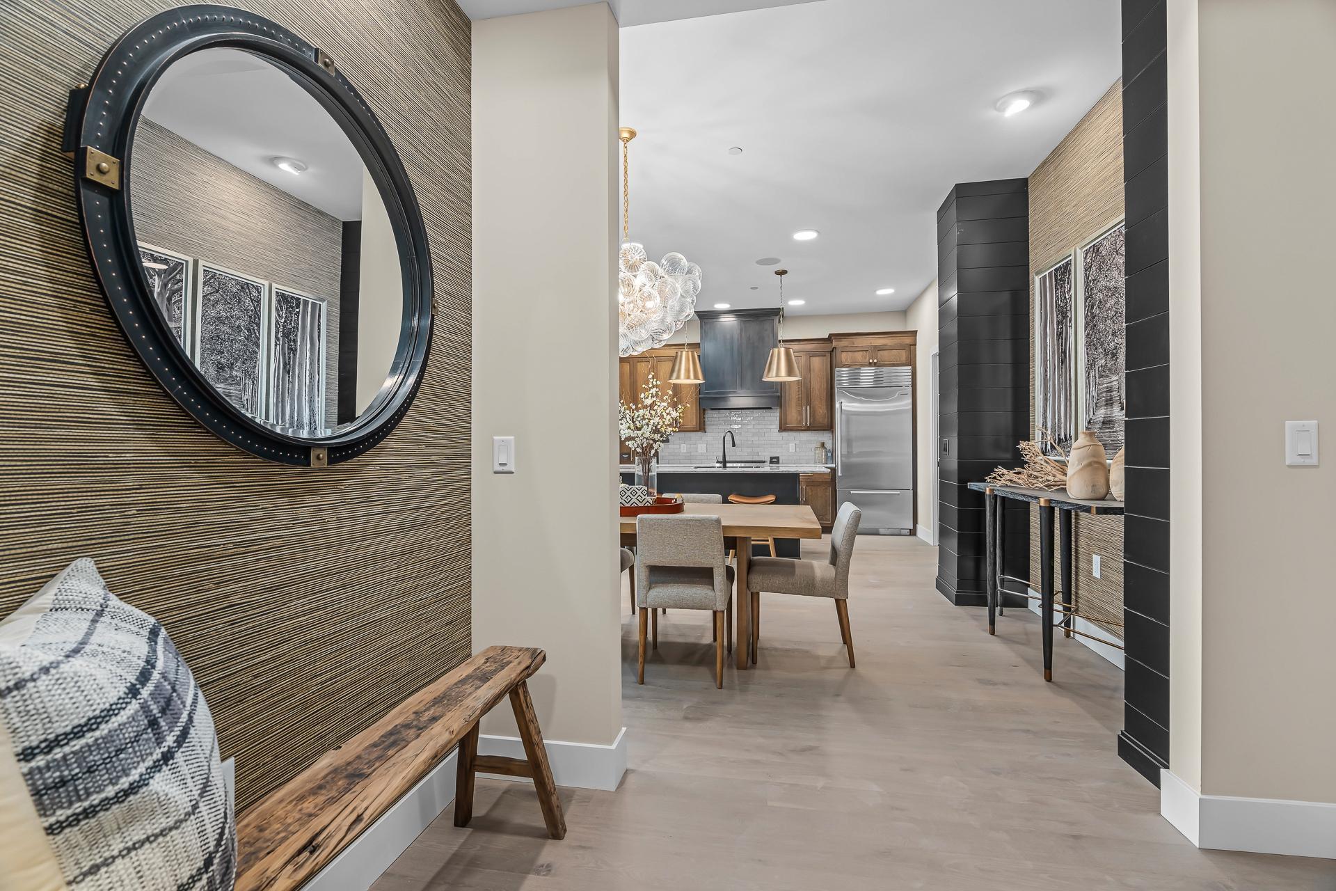 1 Hill Farm Road Unit: 105