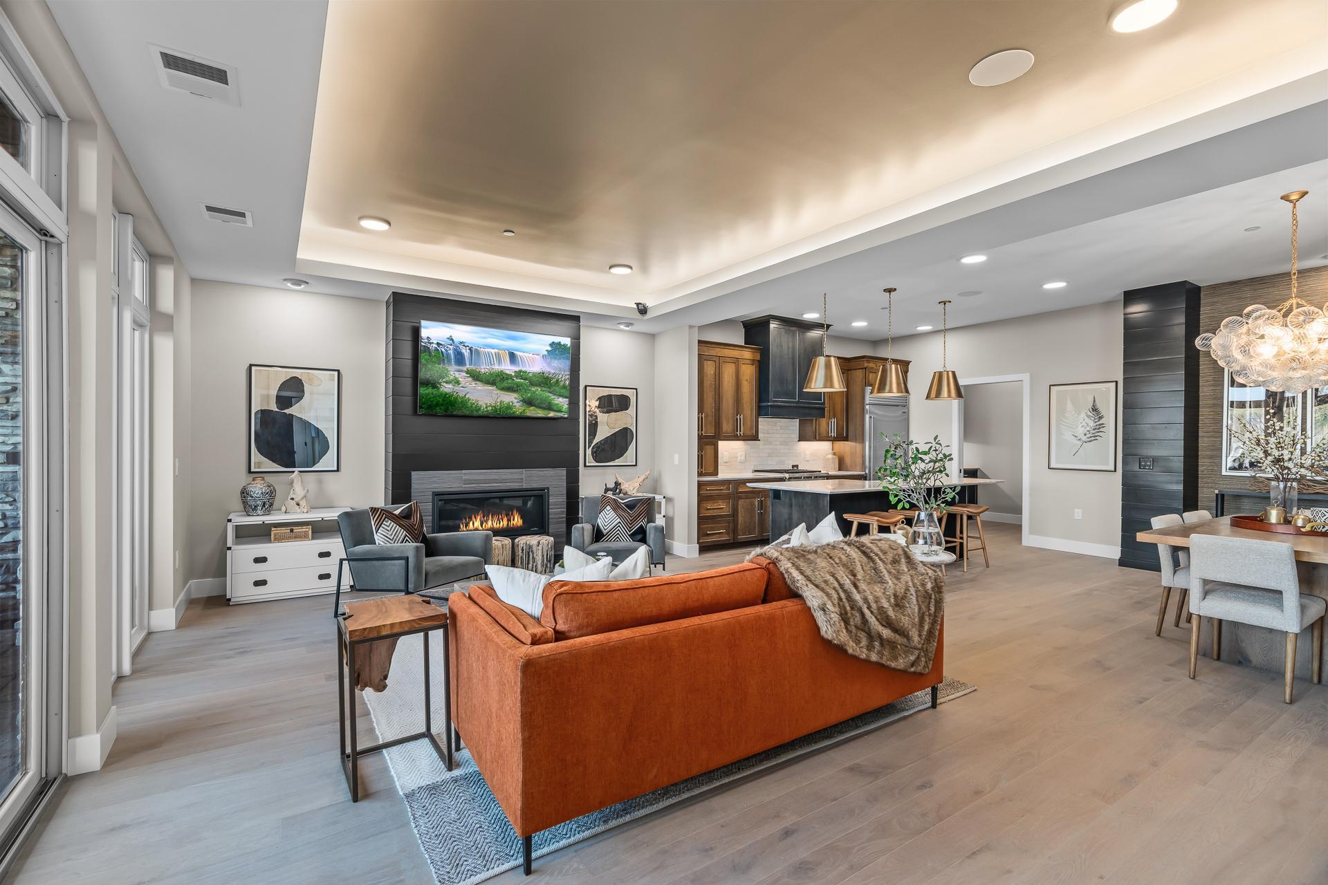 1 Hill Farm Road Unit: 105