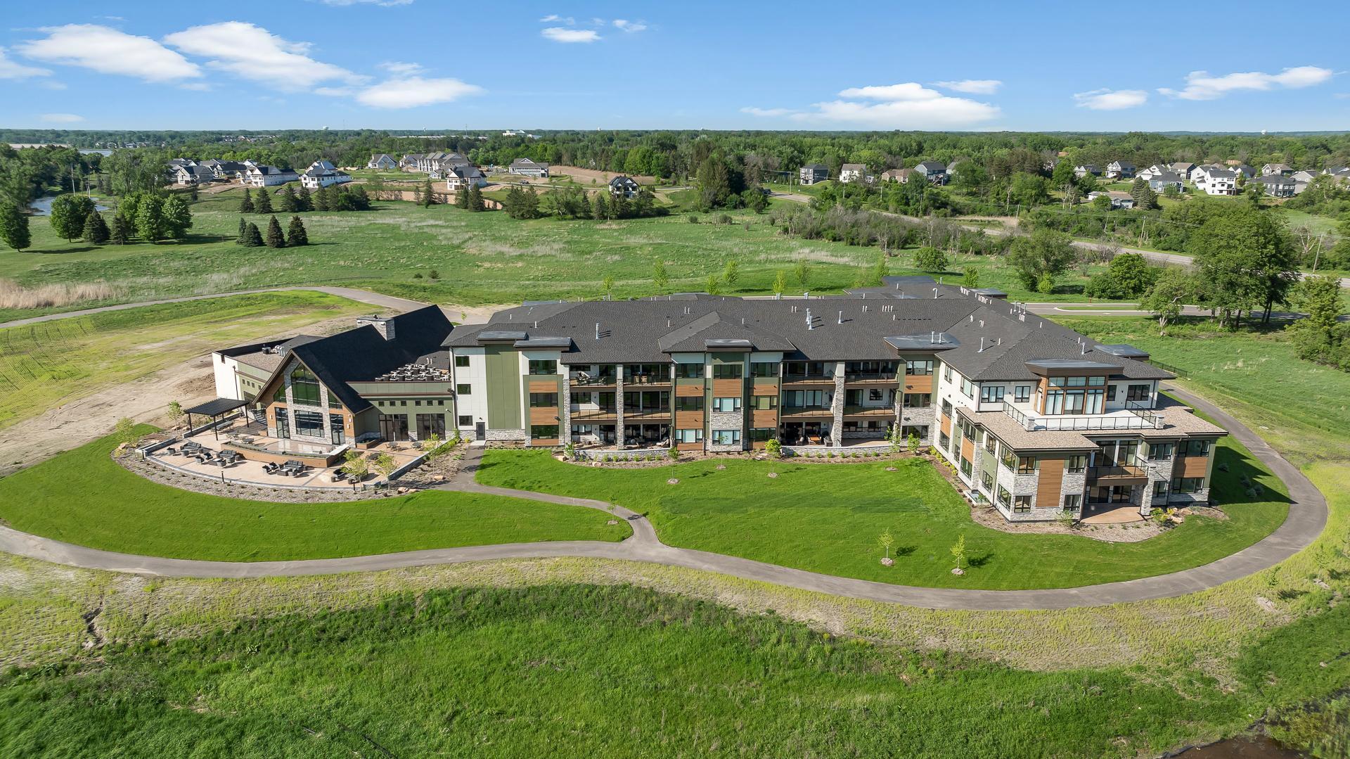1 Hill Farm Road Unit: 105