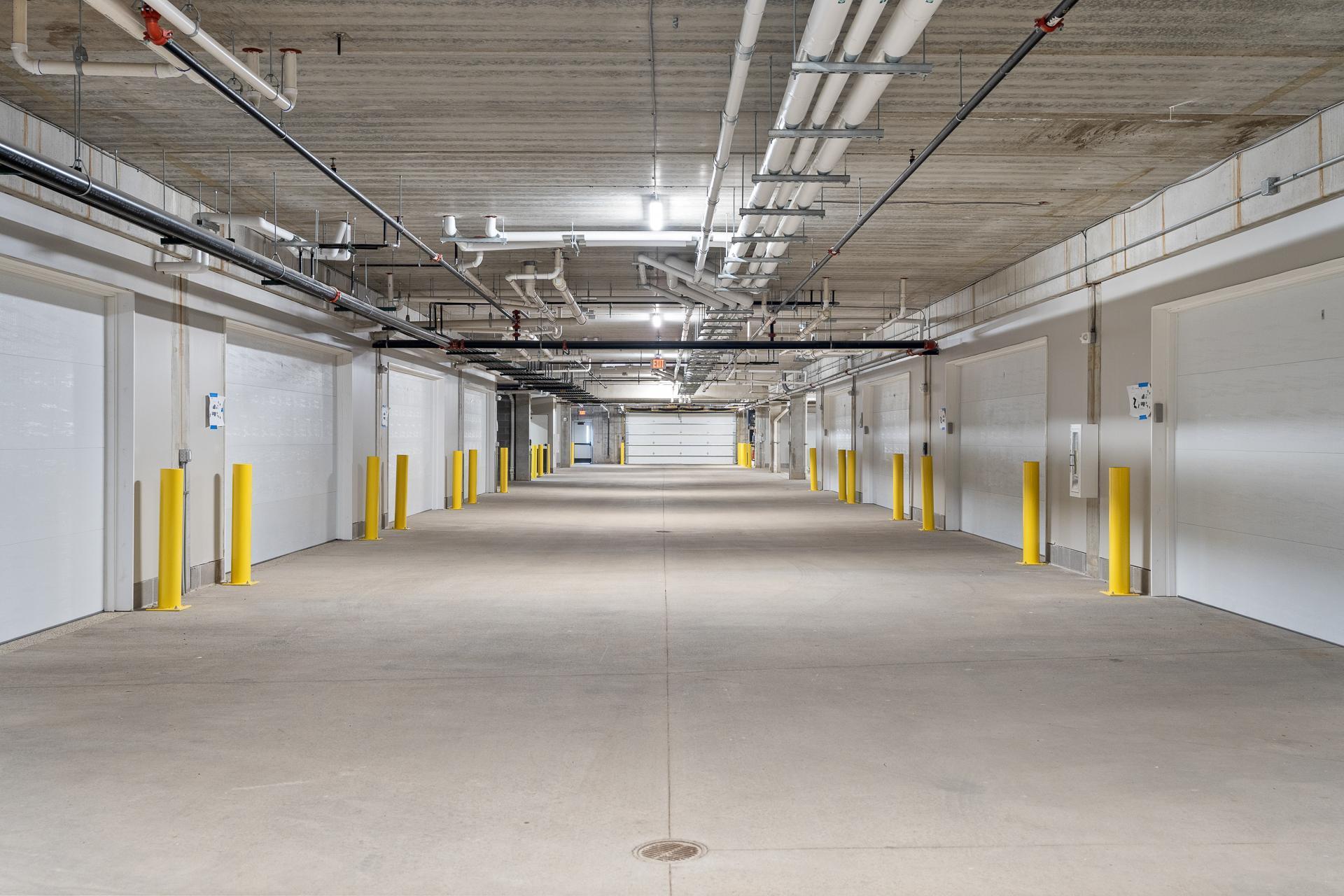 1 Hill Farm Road Unit: 105