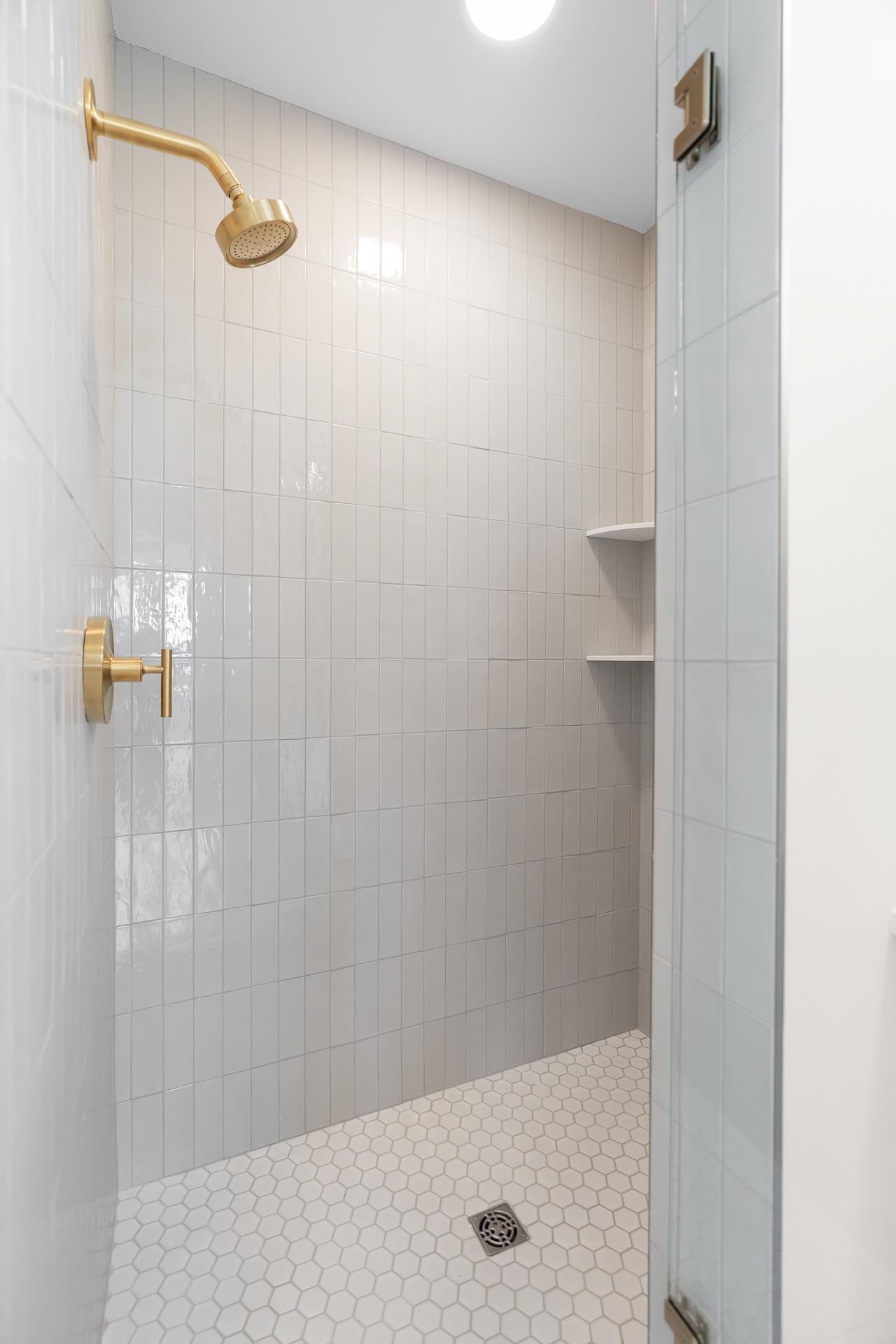 1 Hill Farm Rd Unit: 109