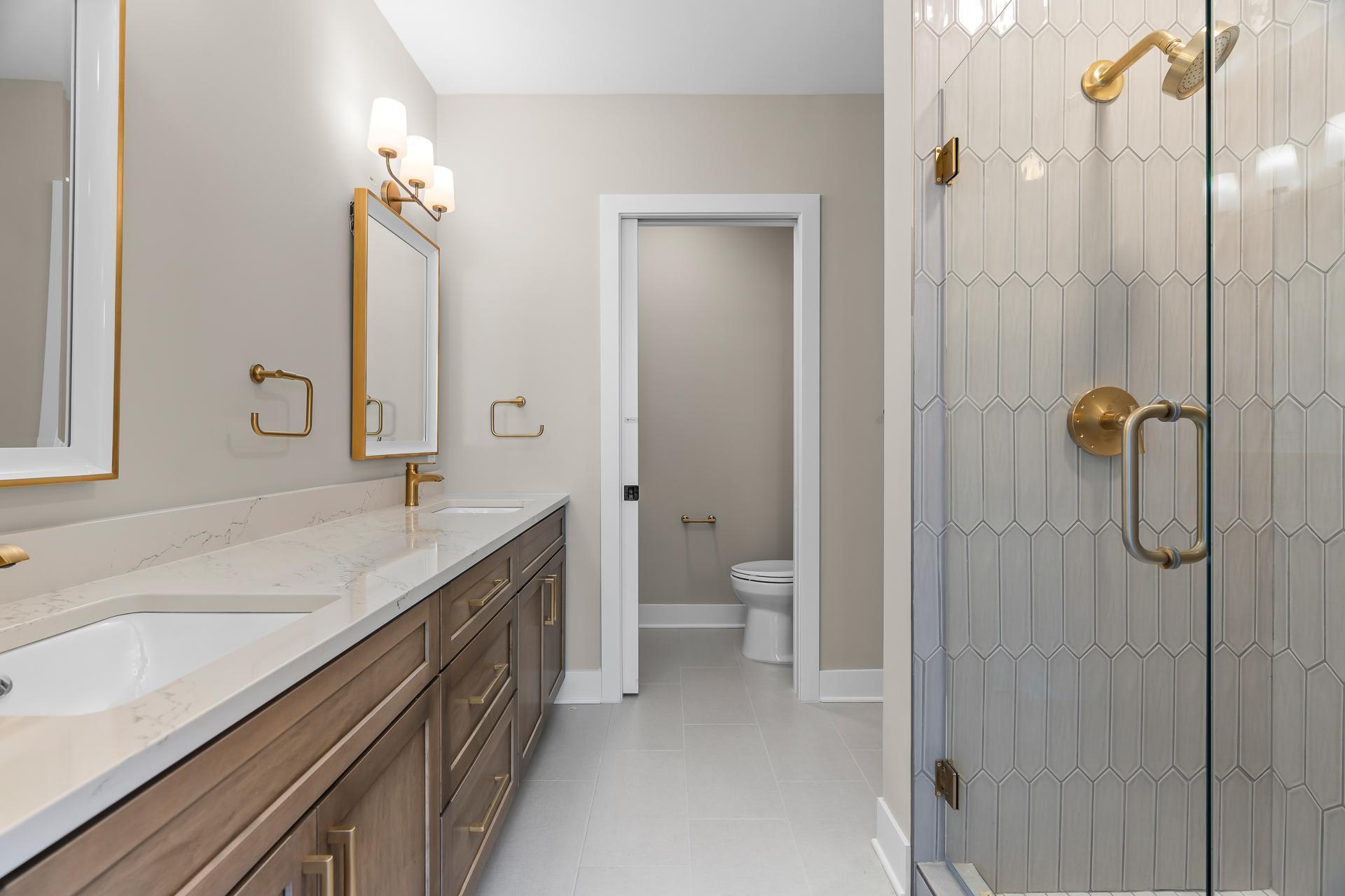 1 Hill Farm Road Unit: 303