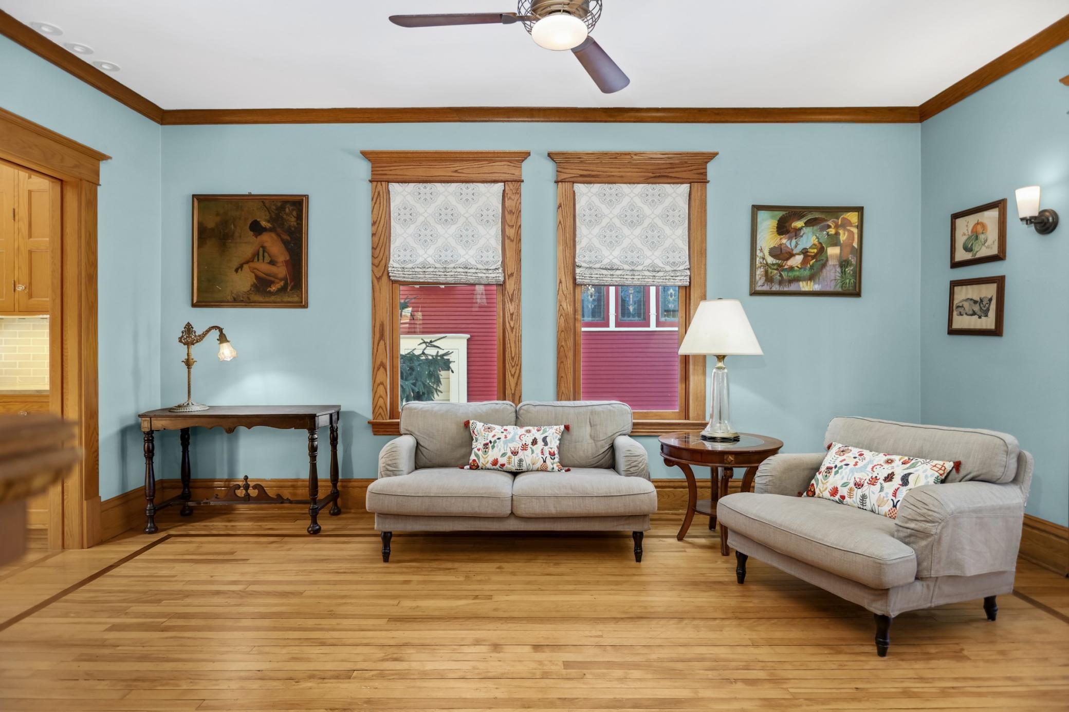 3233 Irving Avenue S