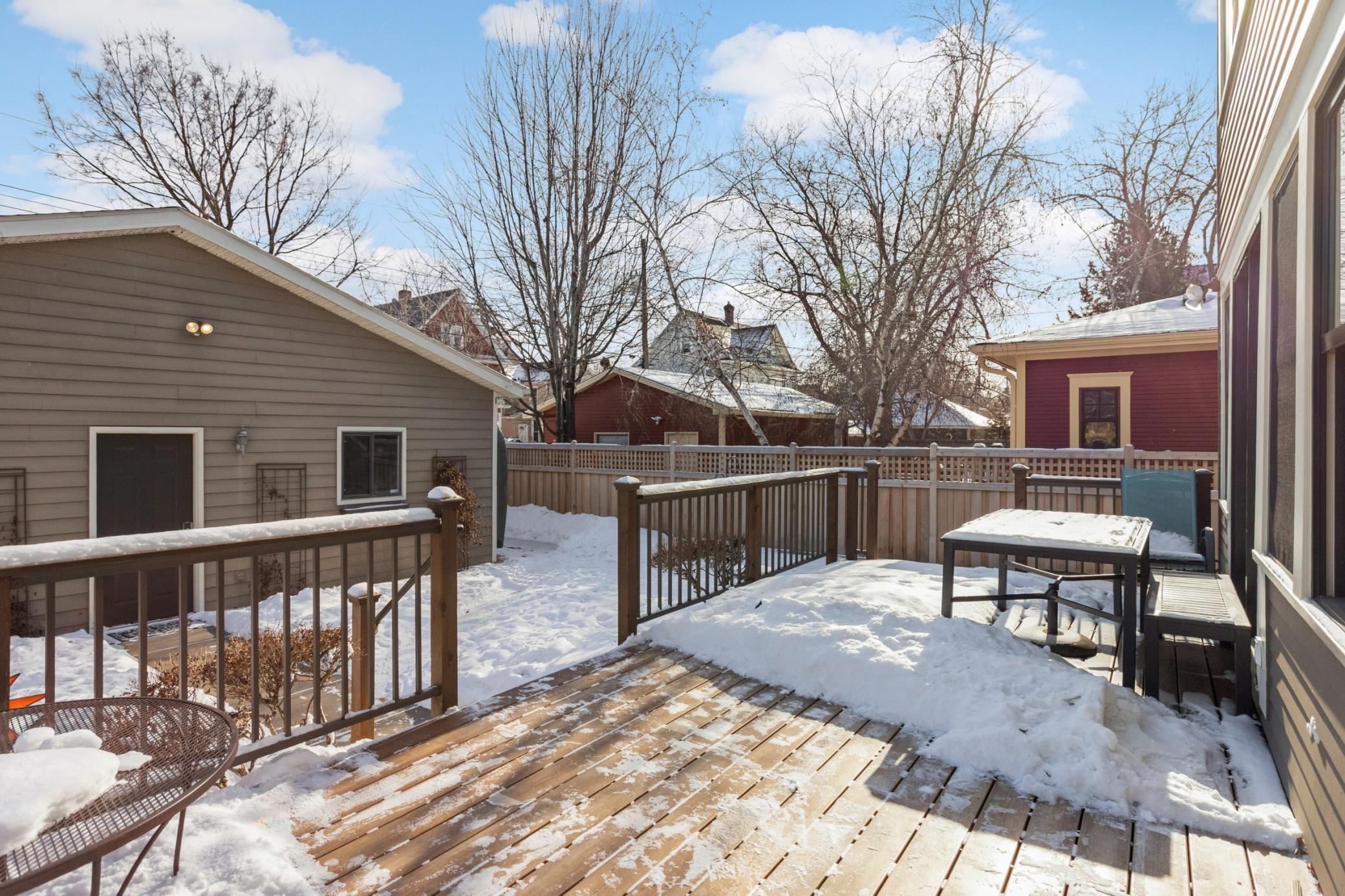 3233 Irving Avenue S