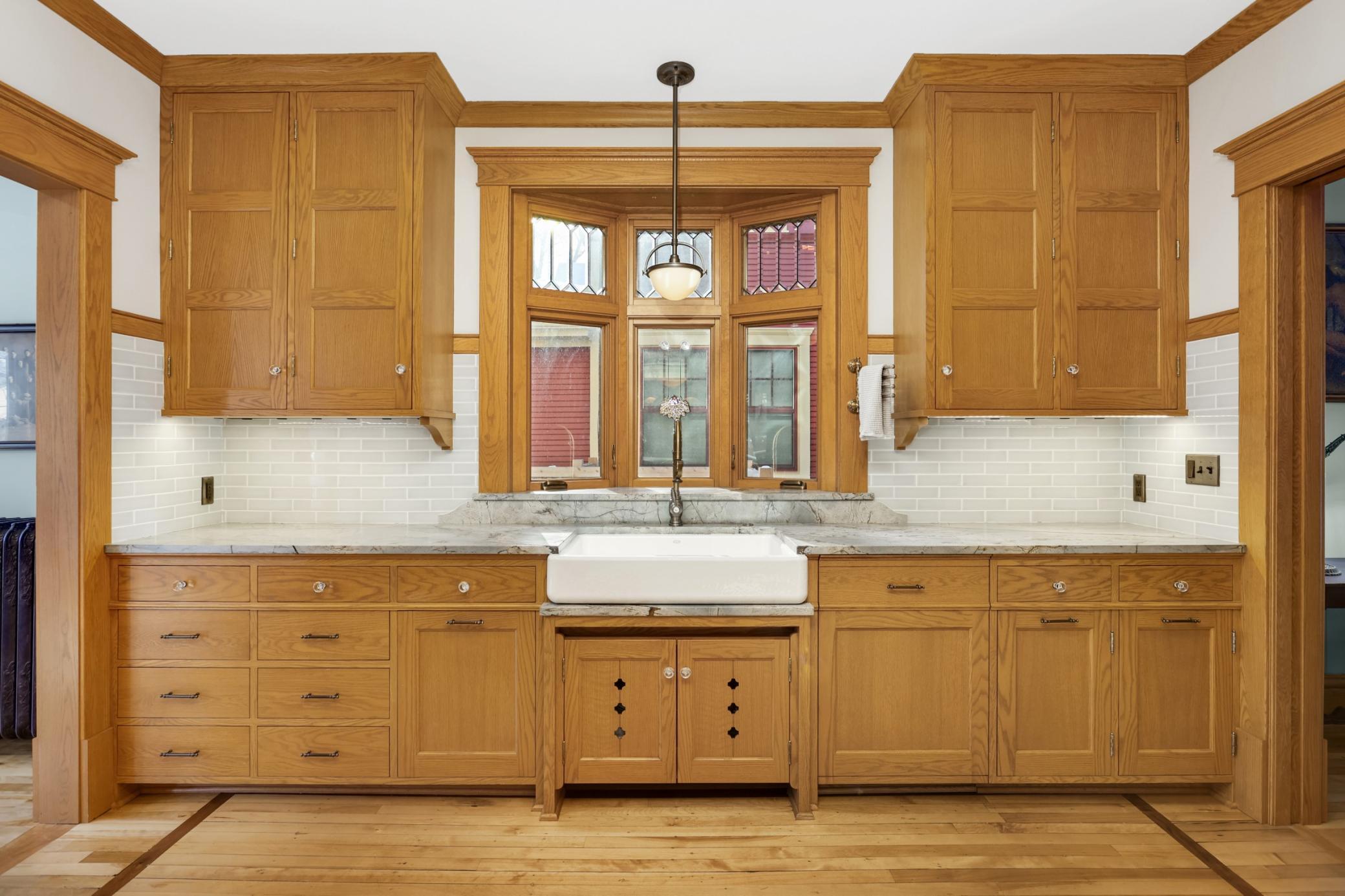 3233 Irving Avenue S