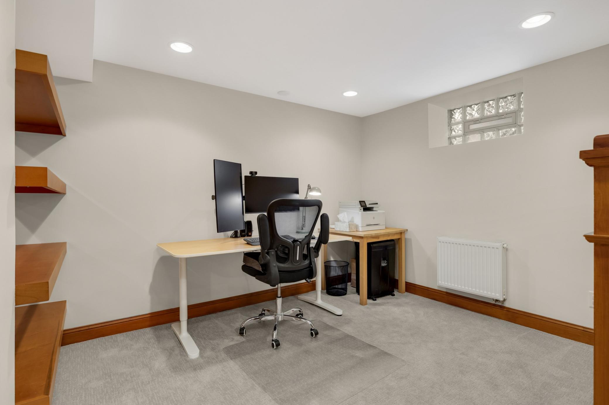 3233 Irving Avenue S