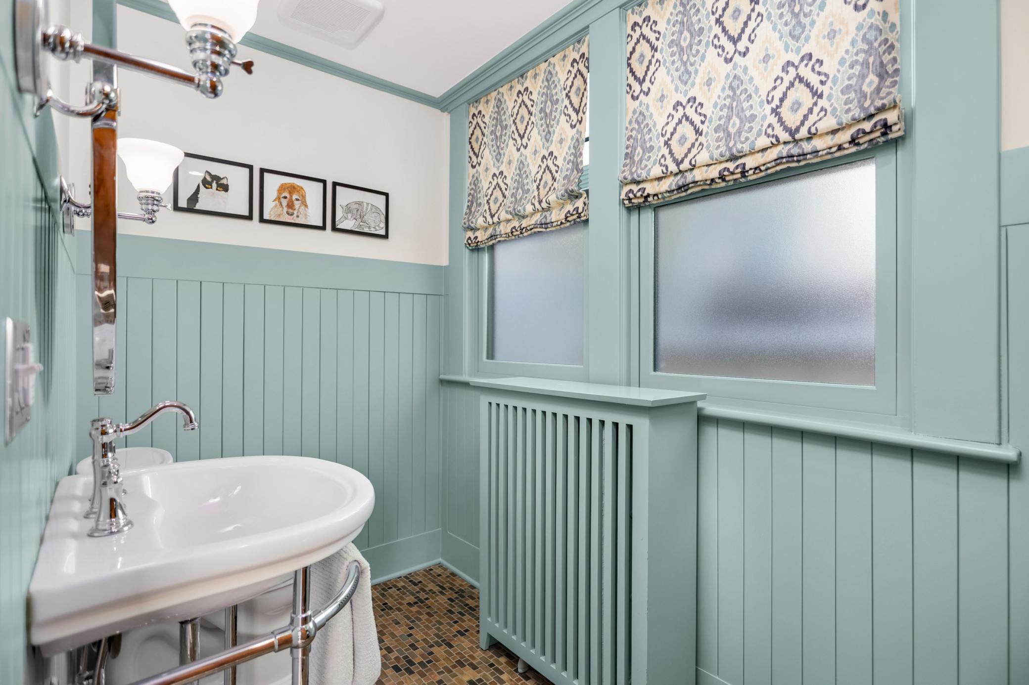 3233 Irving Avenue S