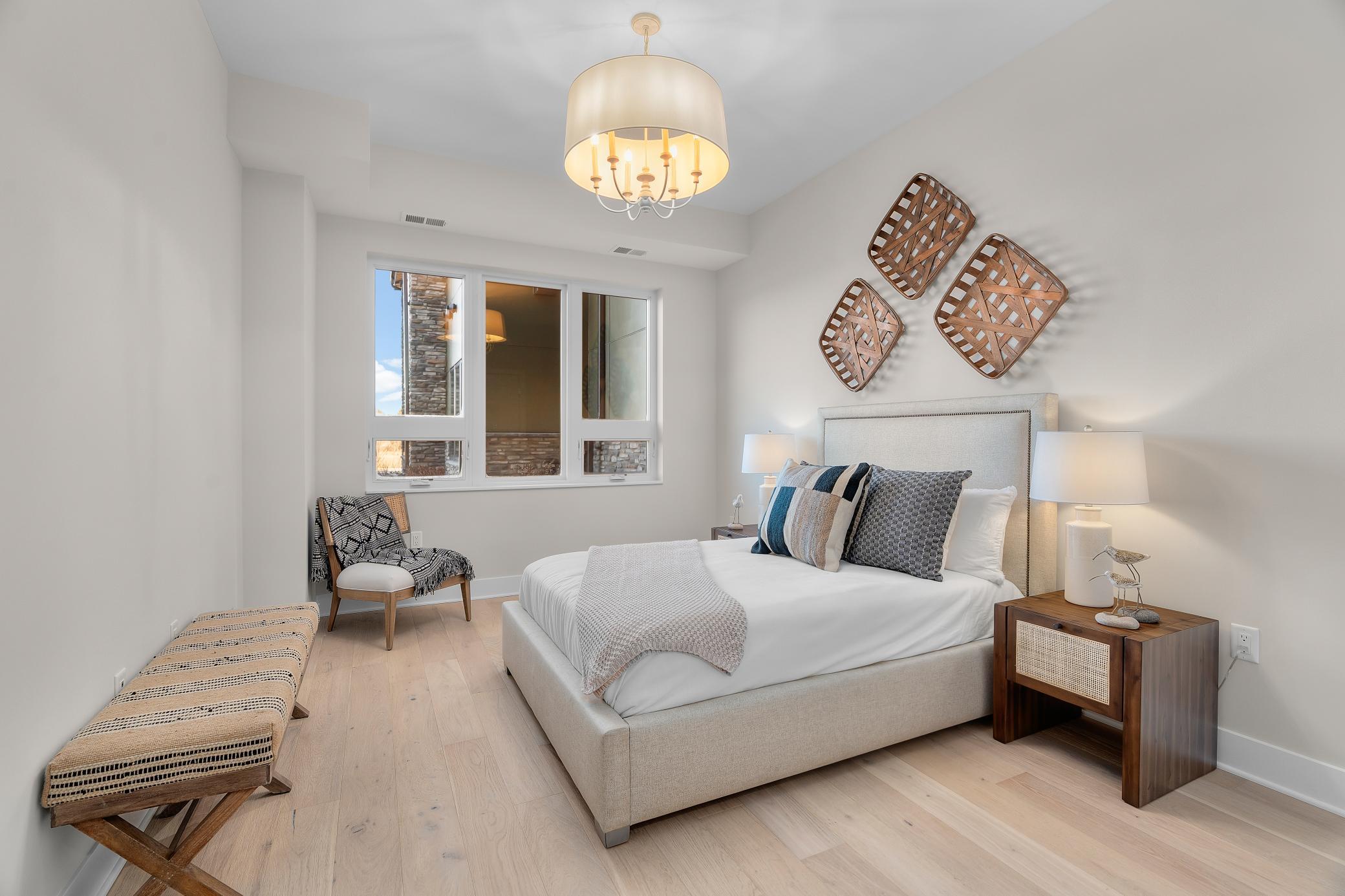 1 Hill Farm Rd Unit: 107