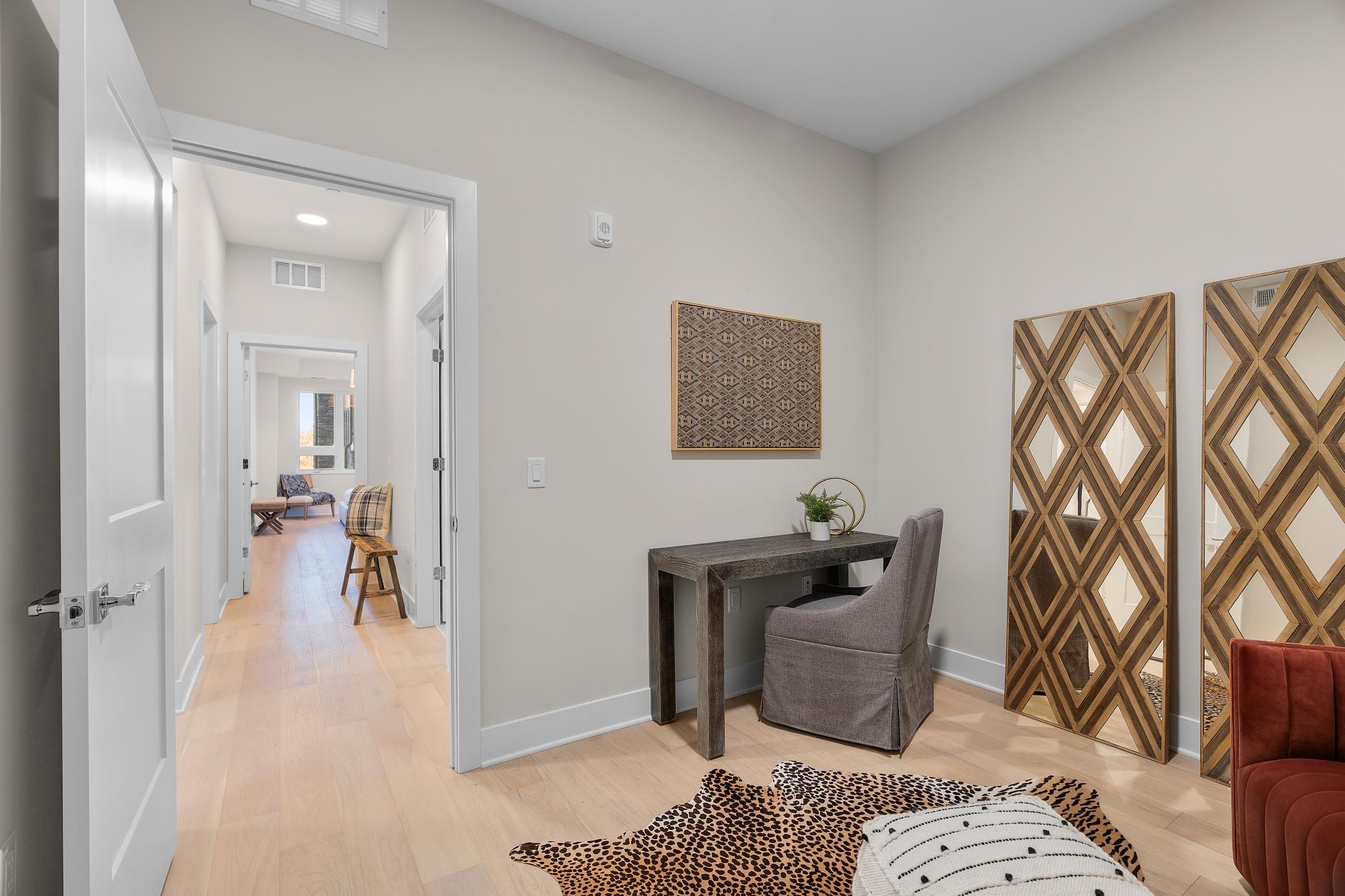 1 Hill Farm Rd Unit: 107