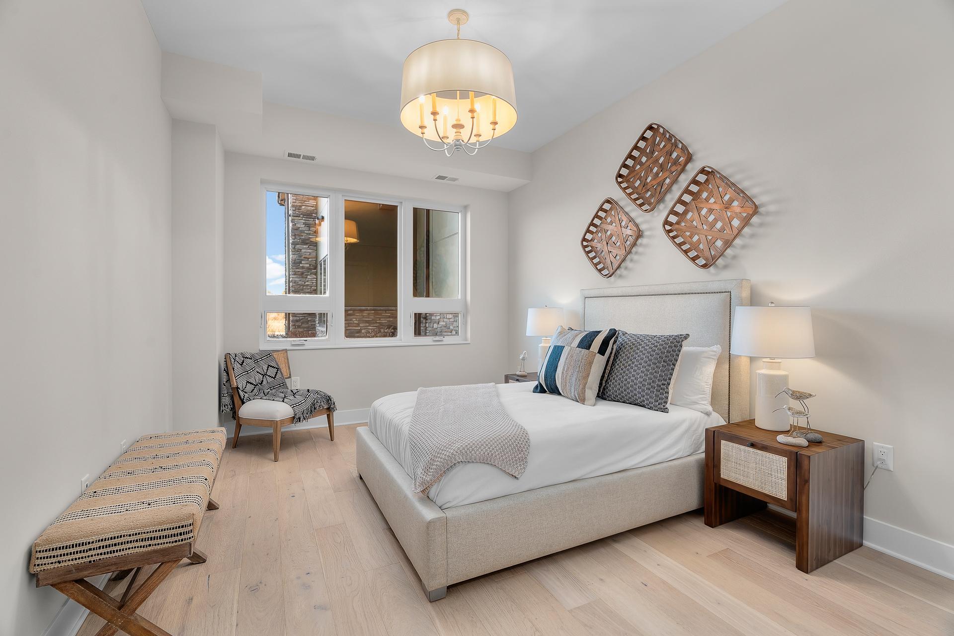 1 Hill Farm Rd Unit: 107