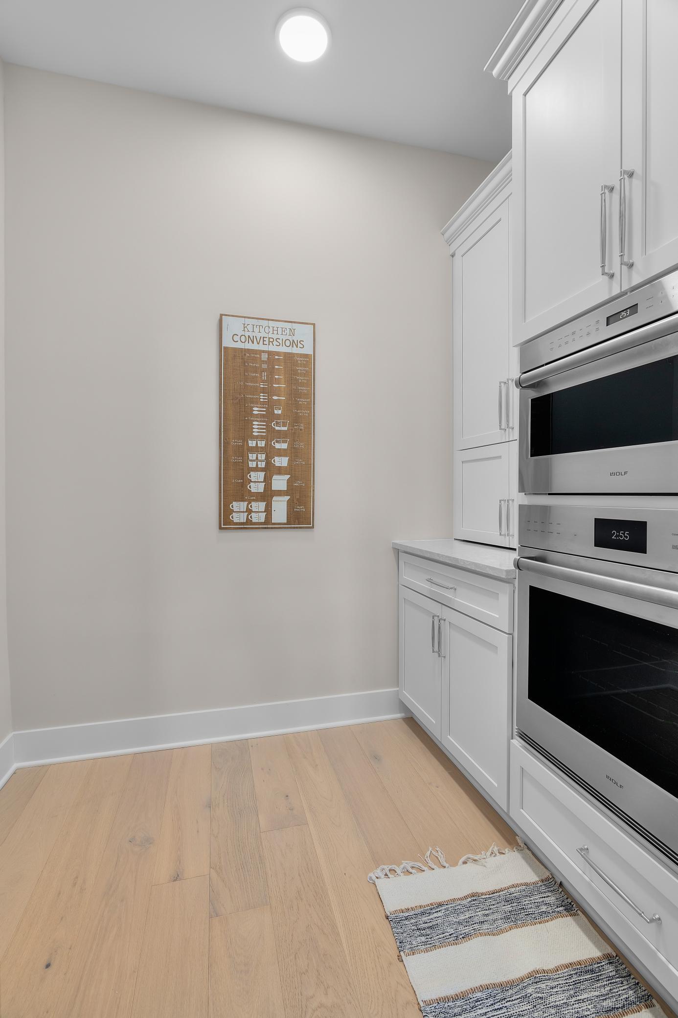 1 Hill Farm Rd Unit: 107