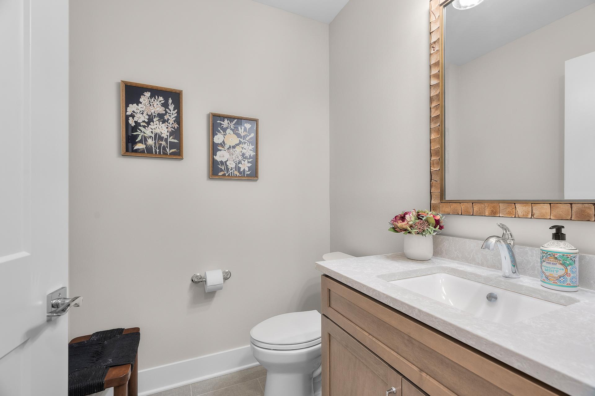 1 Hill Farm Rd Unit: 107