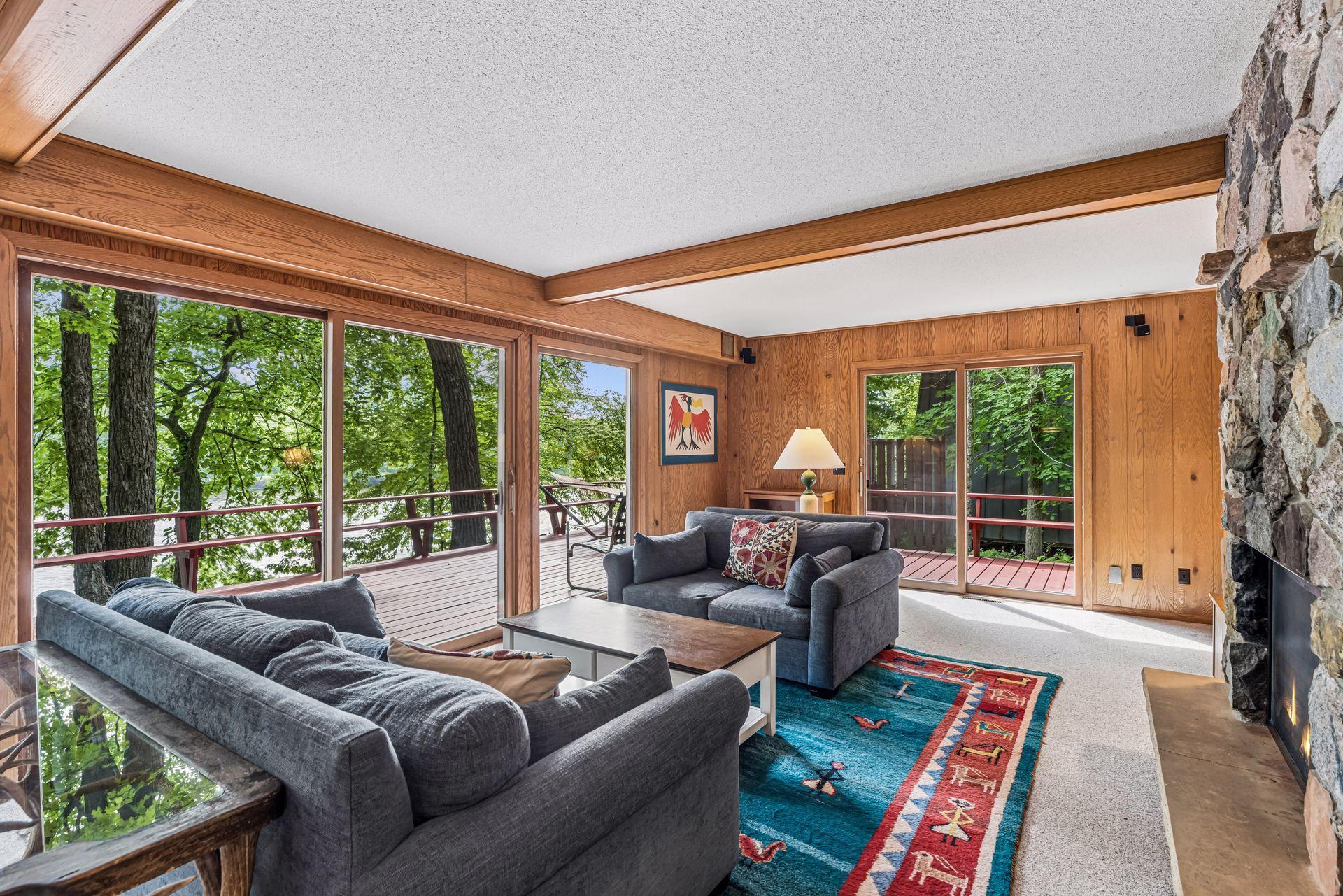 13 Butternut Falls Trail N