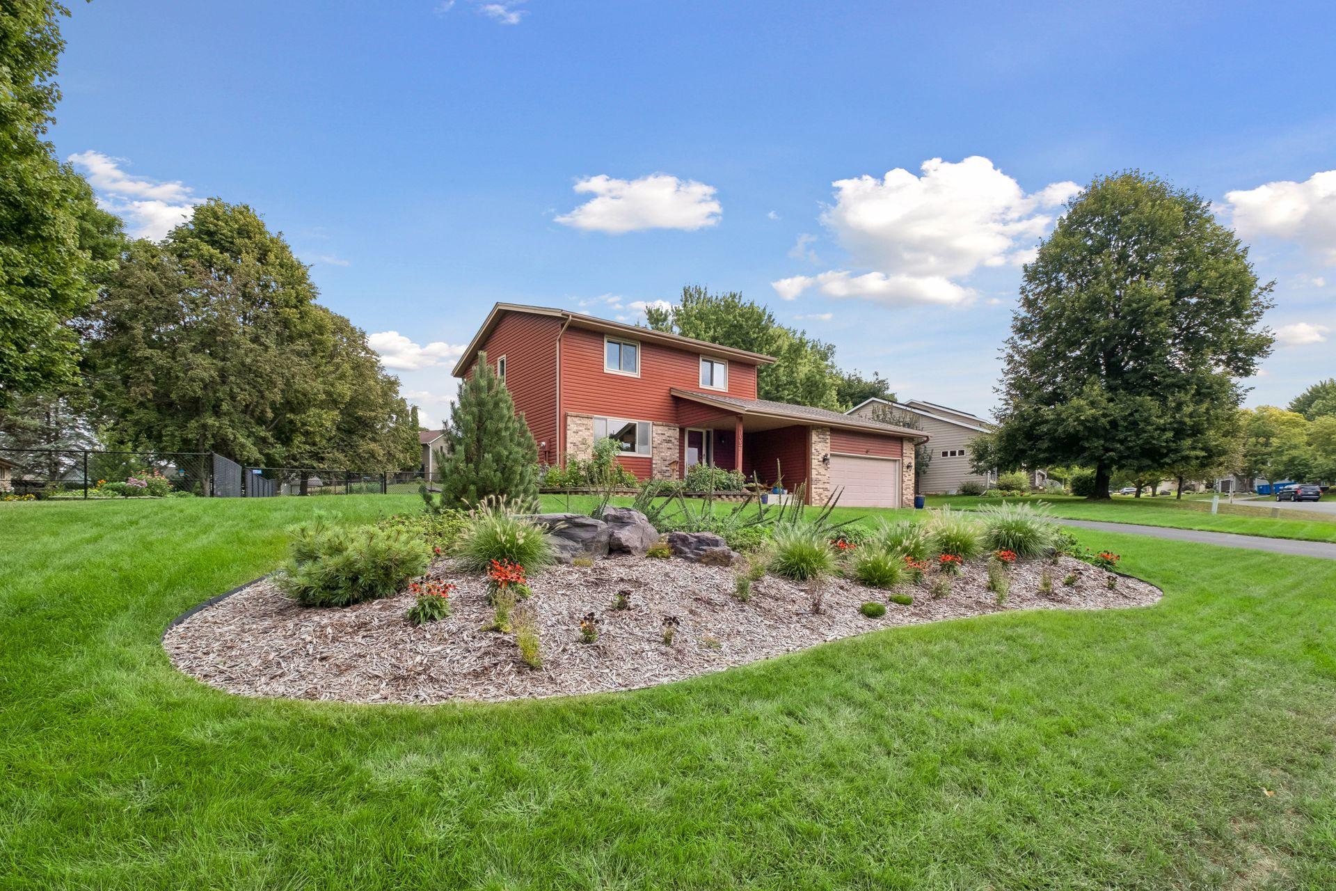 1667 Sherwood Way