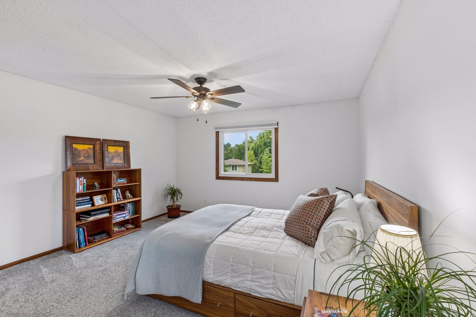 1667 Sherwood Way
