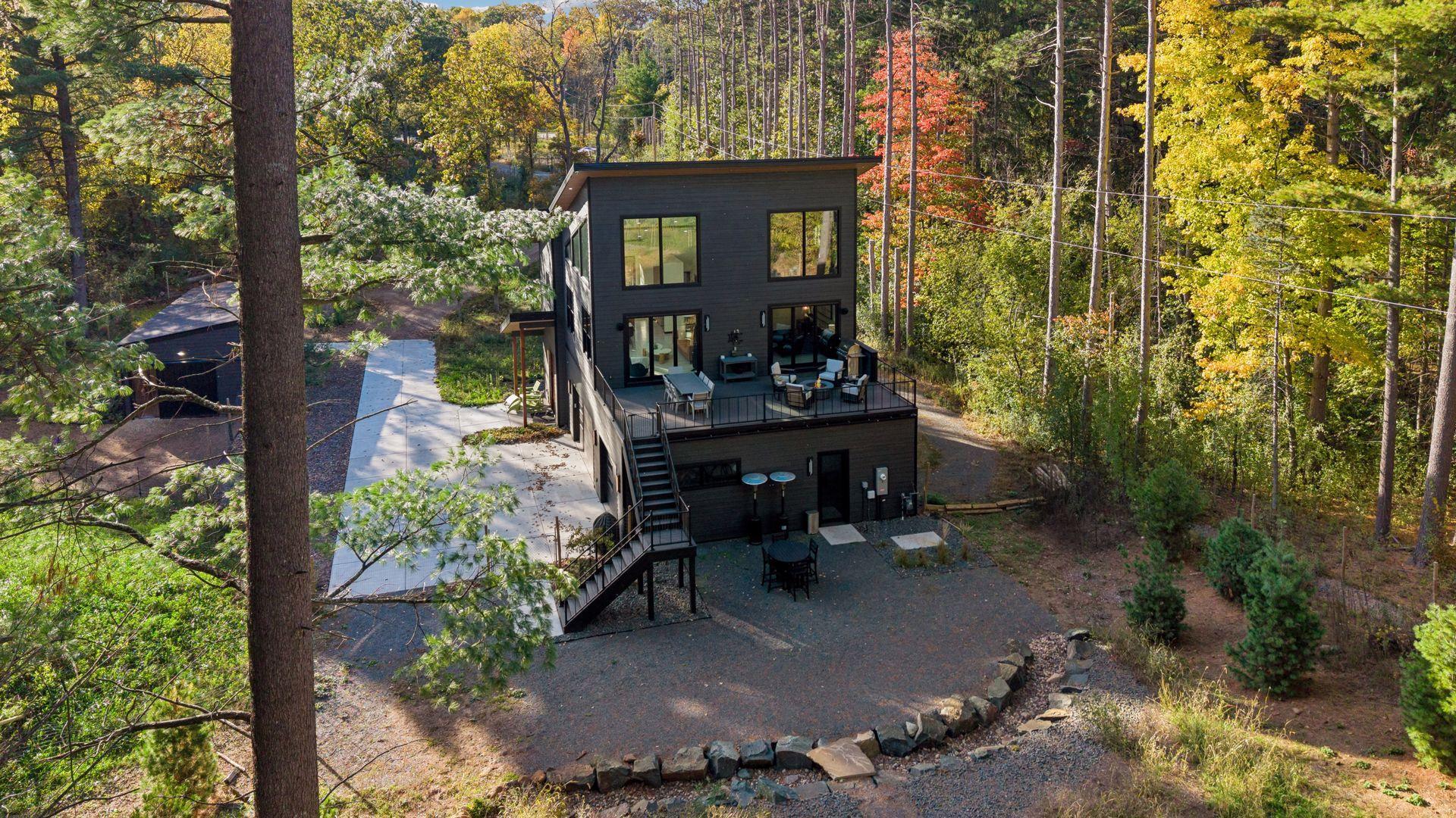 18247 Saint Croix Trail N