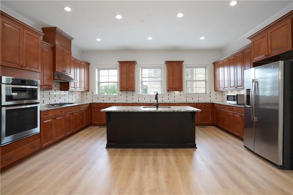 949 Opelousas Way