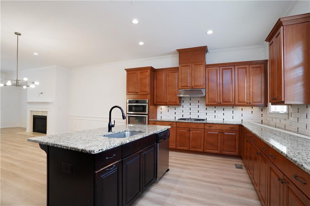 949 Opelousas Way