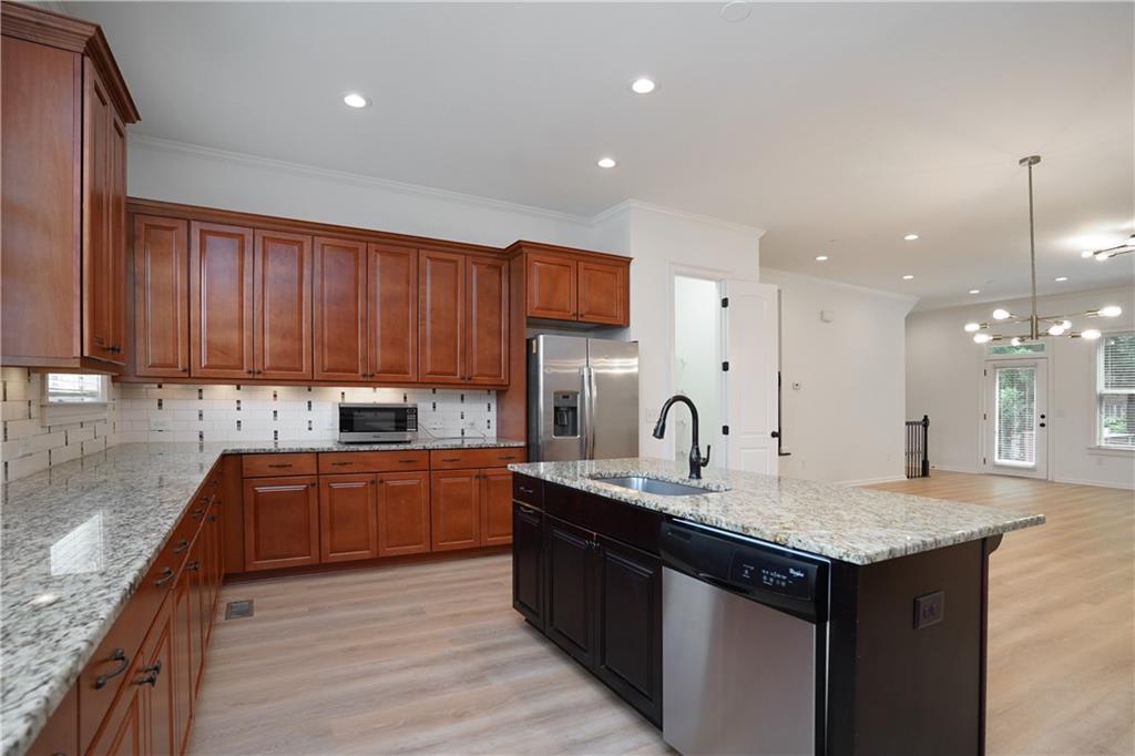 949 Opelousas Way