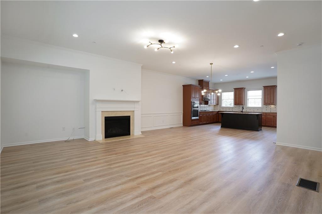 949 Opelousas Way