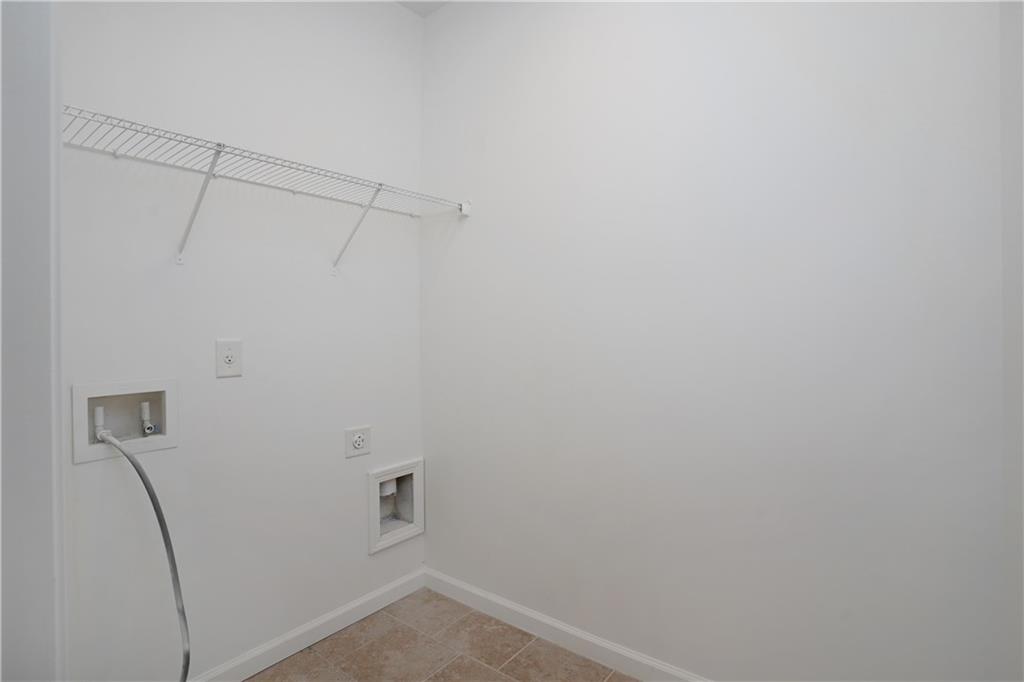 949 Opelousas Way