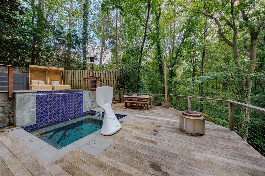 1110 Vernon Springs Court