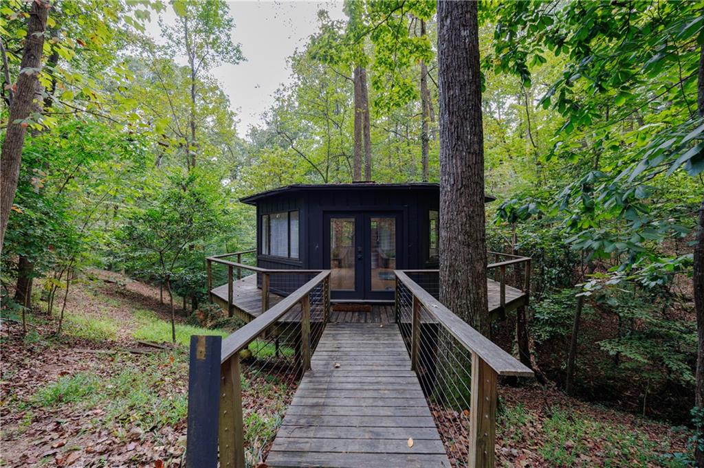 1110 Vernon Springs Court