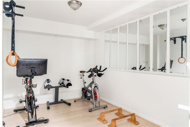 1179 Milmar Drive NW