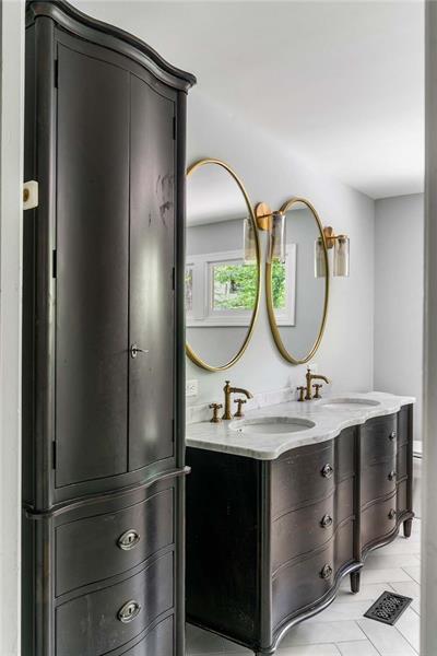 1179 Milmar Drive NW