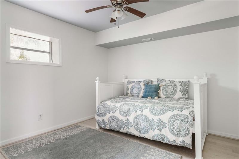 1179 Milmar Drive NW