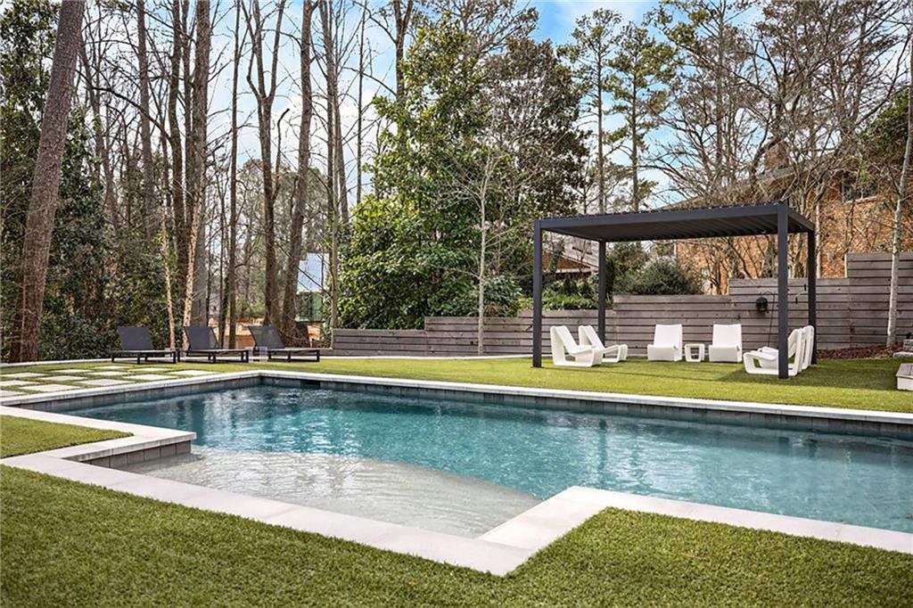 715 Amberidge Trail